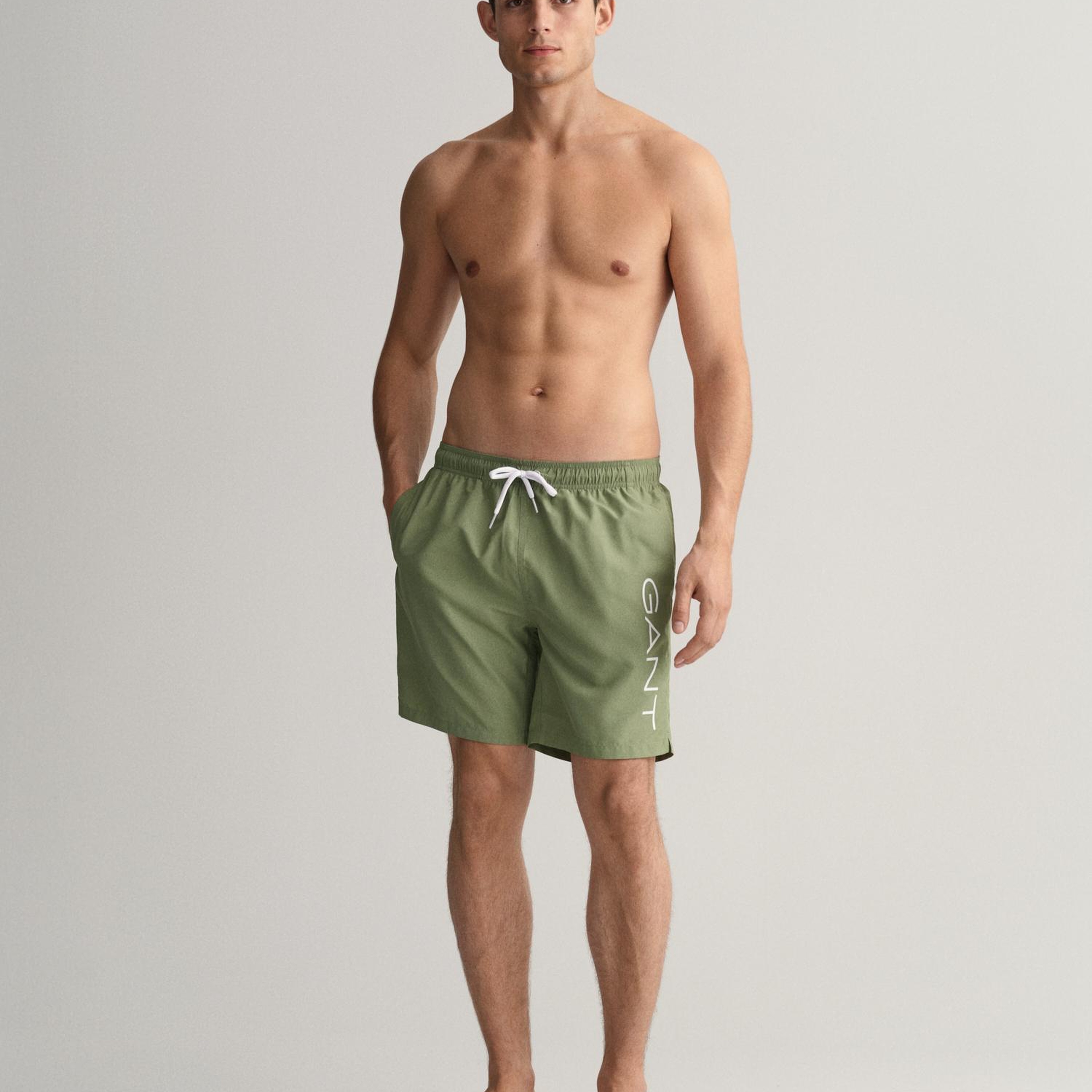Gant Erkek Yeşil Logolu Deniz Şortu