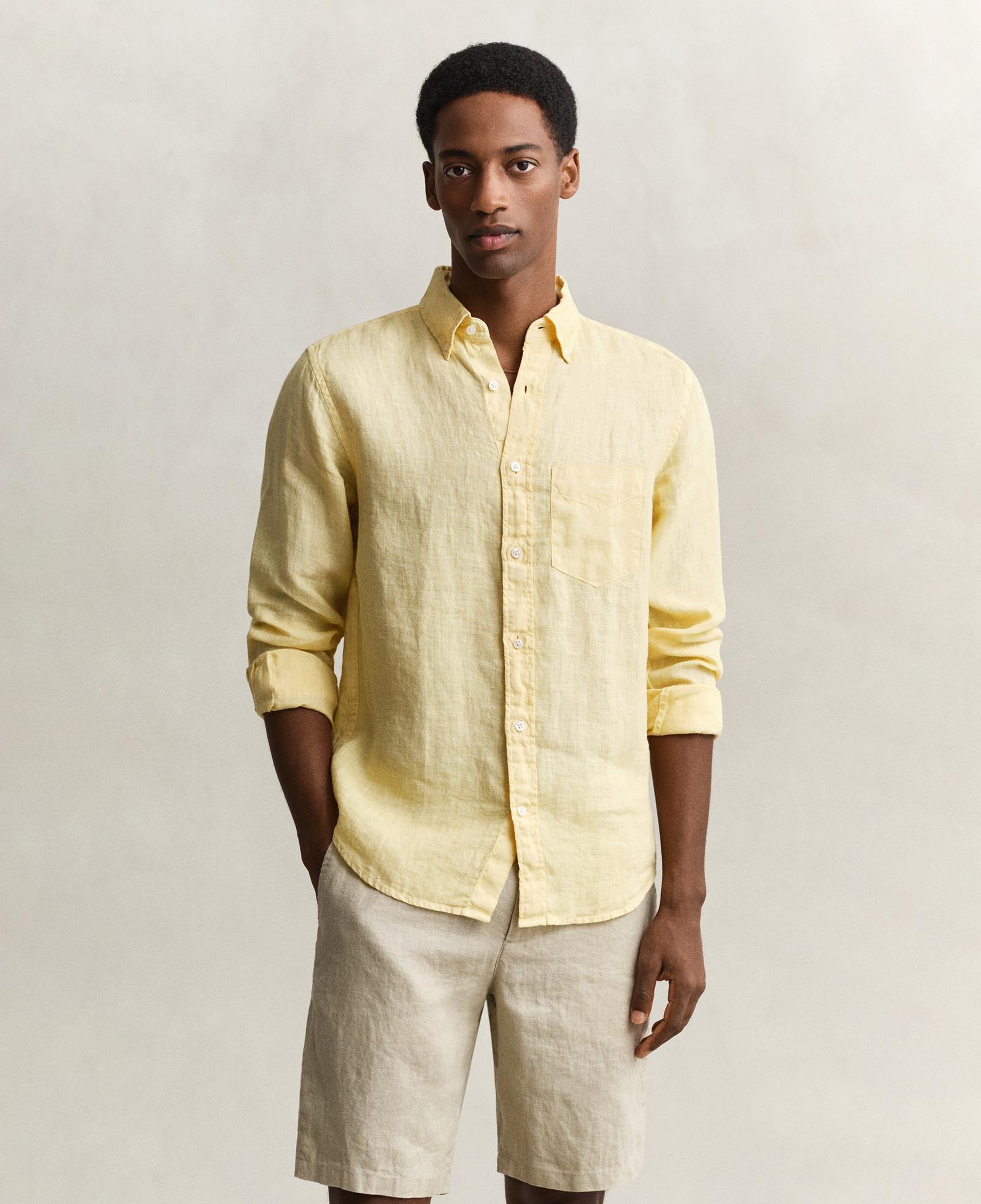 Gant Erkek Sarı Regular Fit Düğmeli Yaka Keten Gömlek