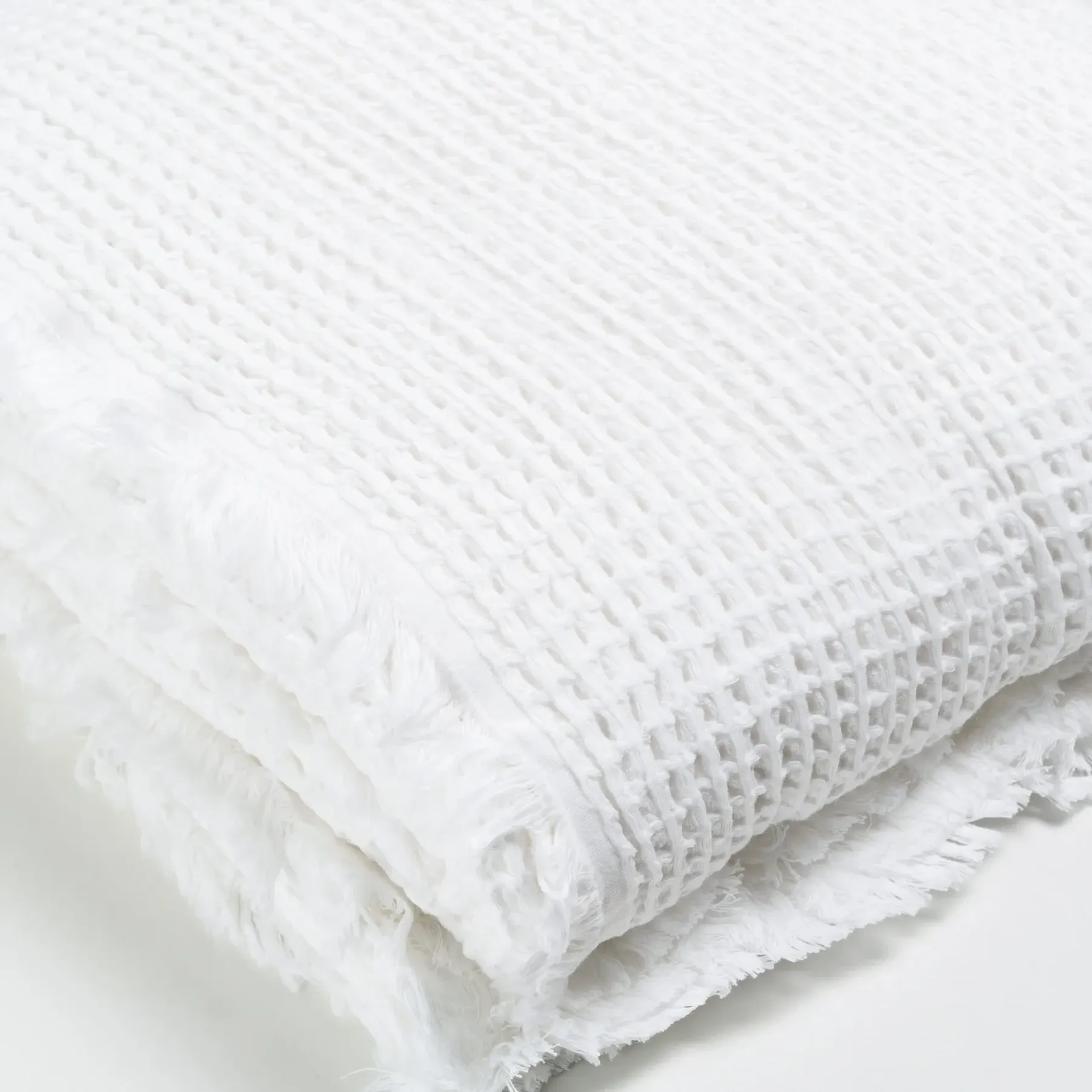 Qua Home Terra Petek Dokulu Çift Kişilik Yatak Örtüsü Beyaz 220x240 cm