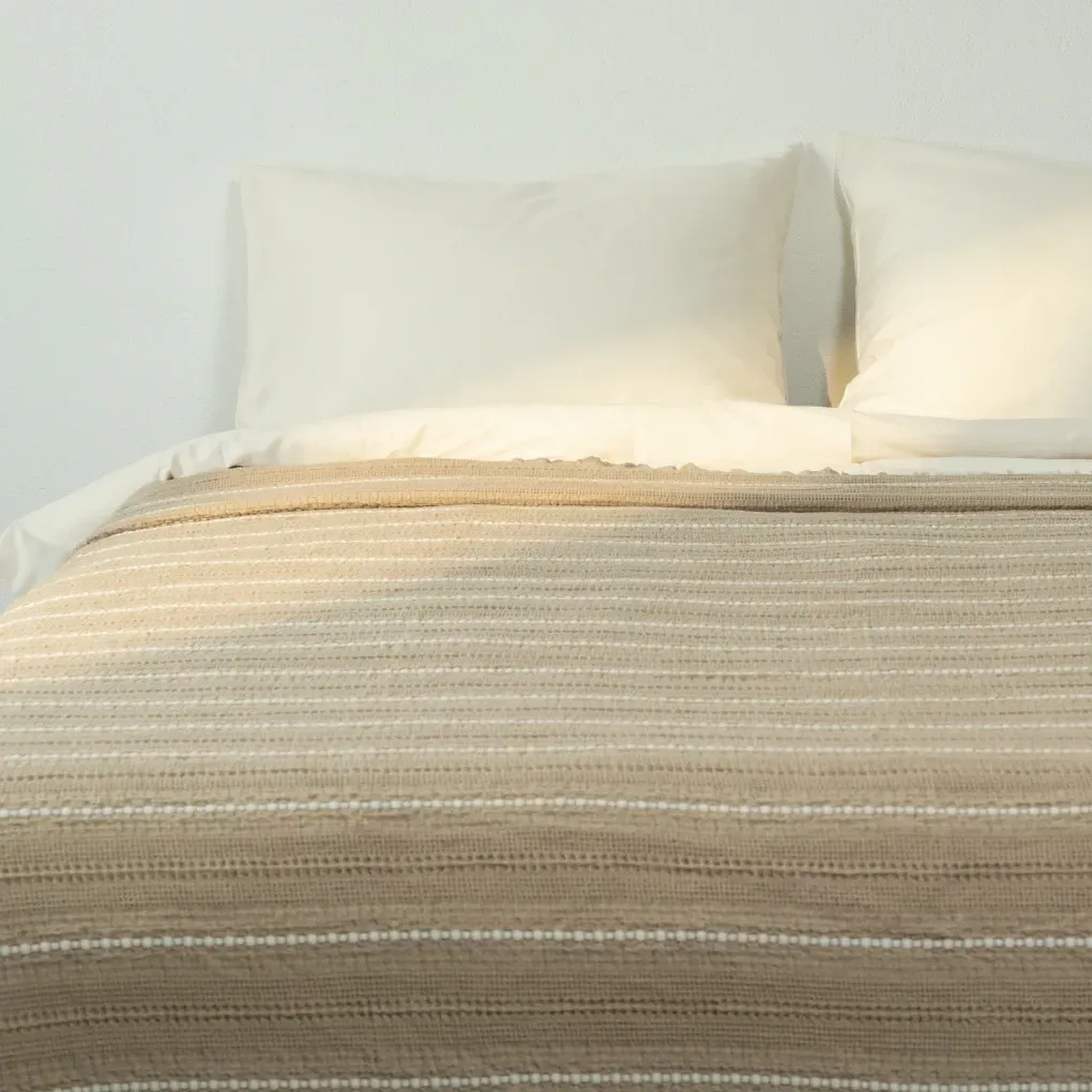 Qua Home Marigold Pamuklu Çift Kişilik Yatak Örtüsü Bej 220*240 cm