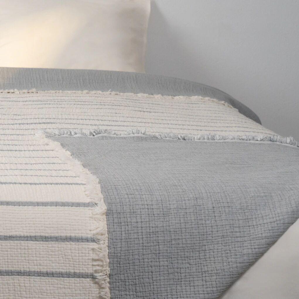 Qua Home Ruby Dolgulu Müslin Çift Kişilik Yatak Örtüsü Ekru Gri 230x250 cm