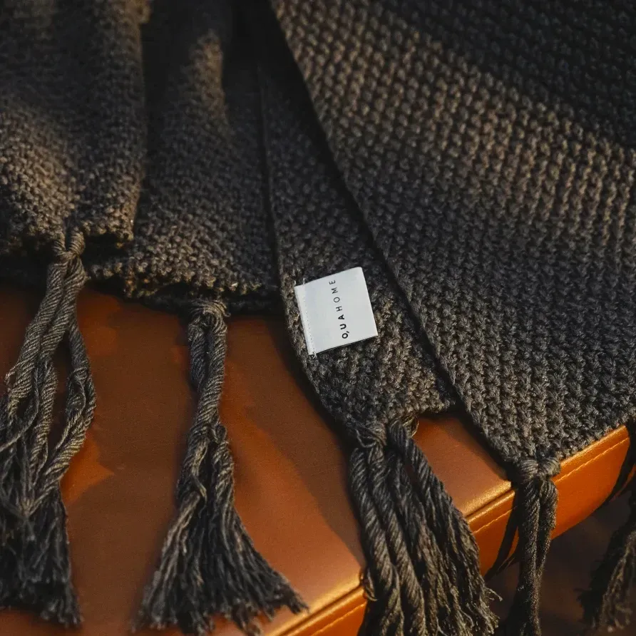 Qua Home Laurel Püsküllü Triko Tv Battaniyesi Antrasit 130*150 cm