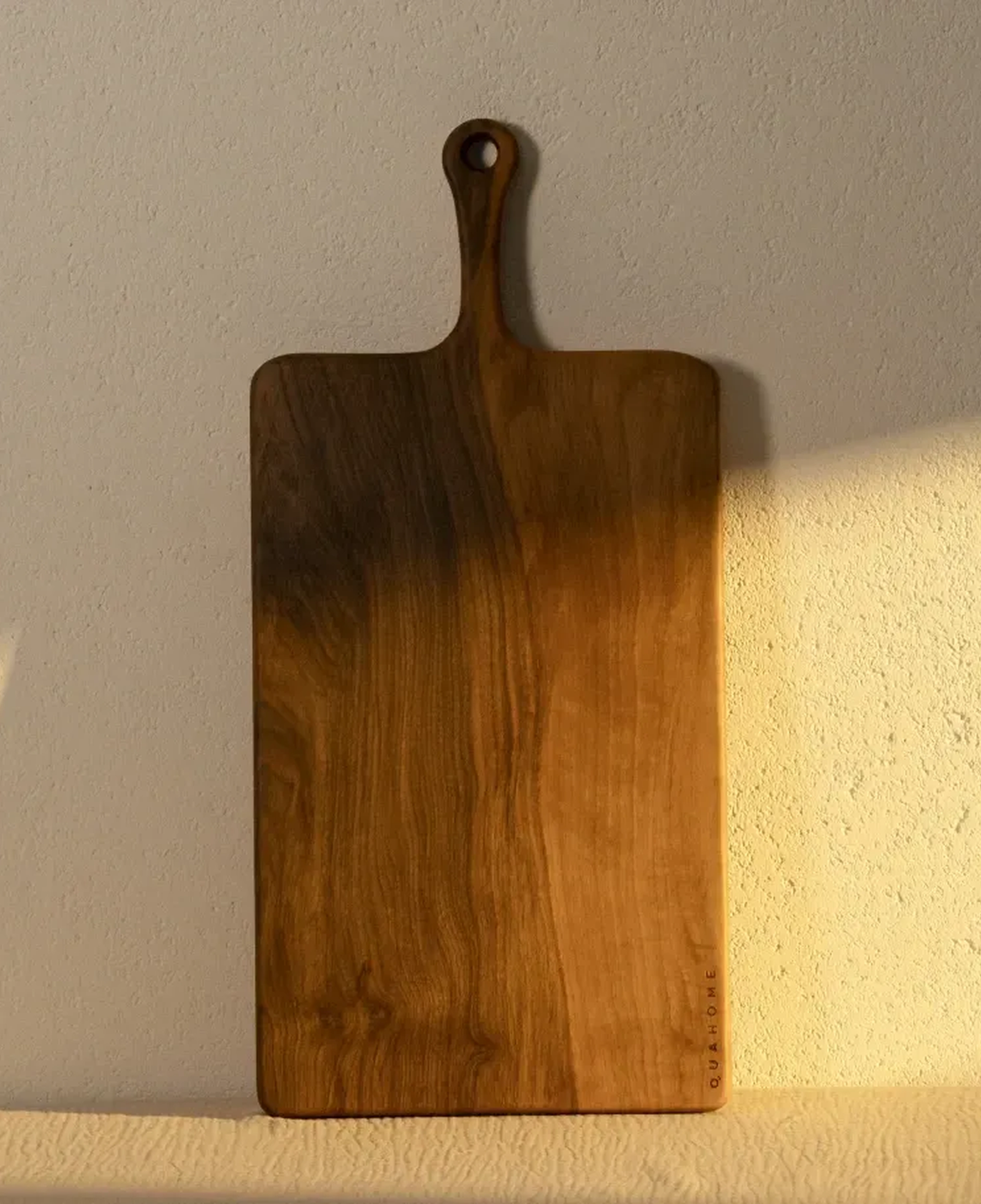 Qua Home Ira Ceviz Ahşap Kesme & Sunum Tahtası 52x25x1.8 cm