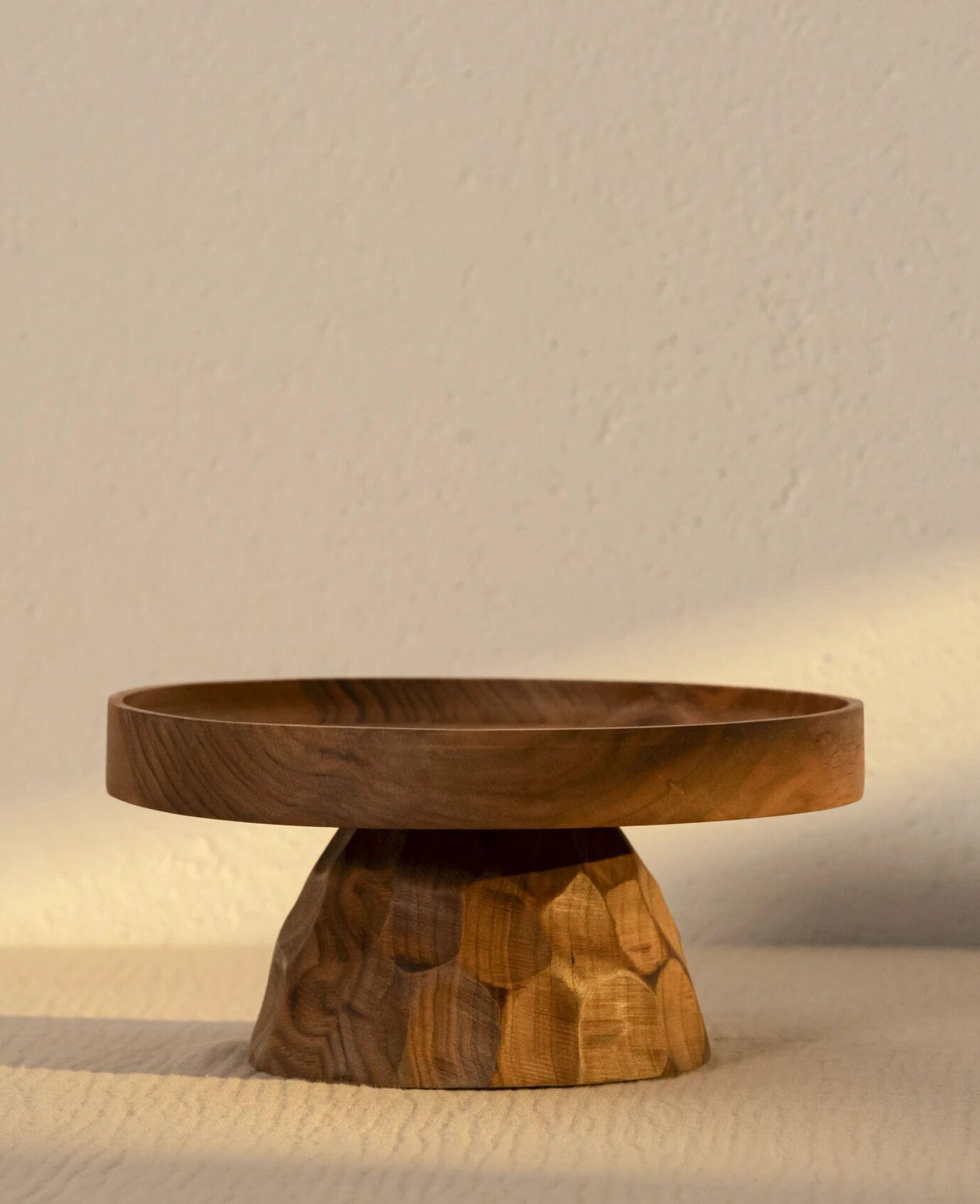 Qua Home Gio Ceviz Ahşap Ayaklı Sunum Standı 20x20x9.5 cm