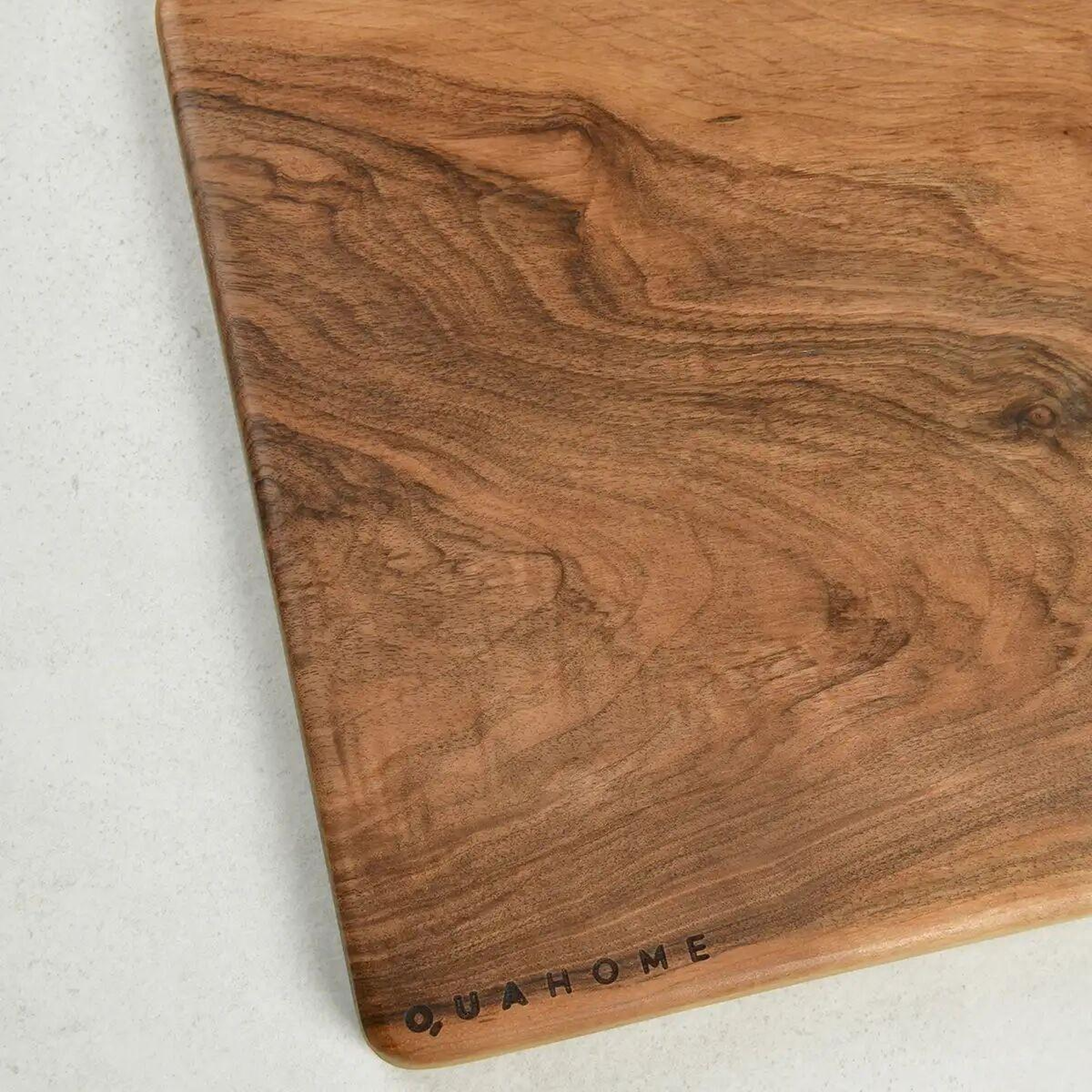 Qua Home Ira Ceviz Ahşap Kesme & Sunum Tahtası 44x25x1.8 cm