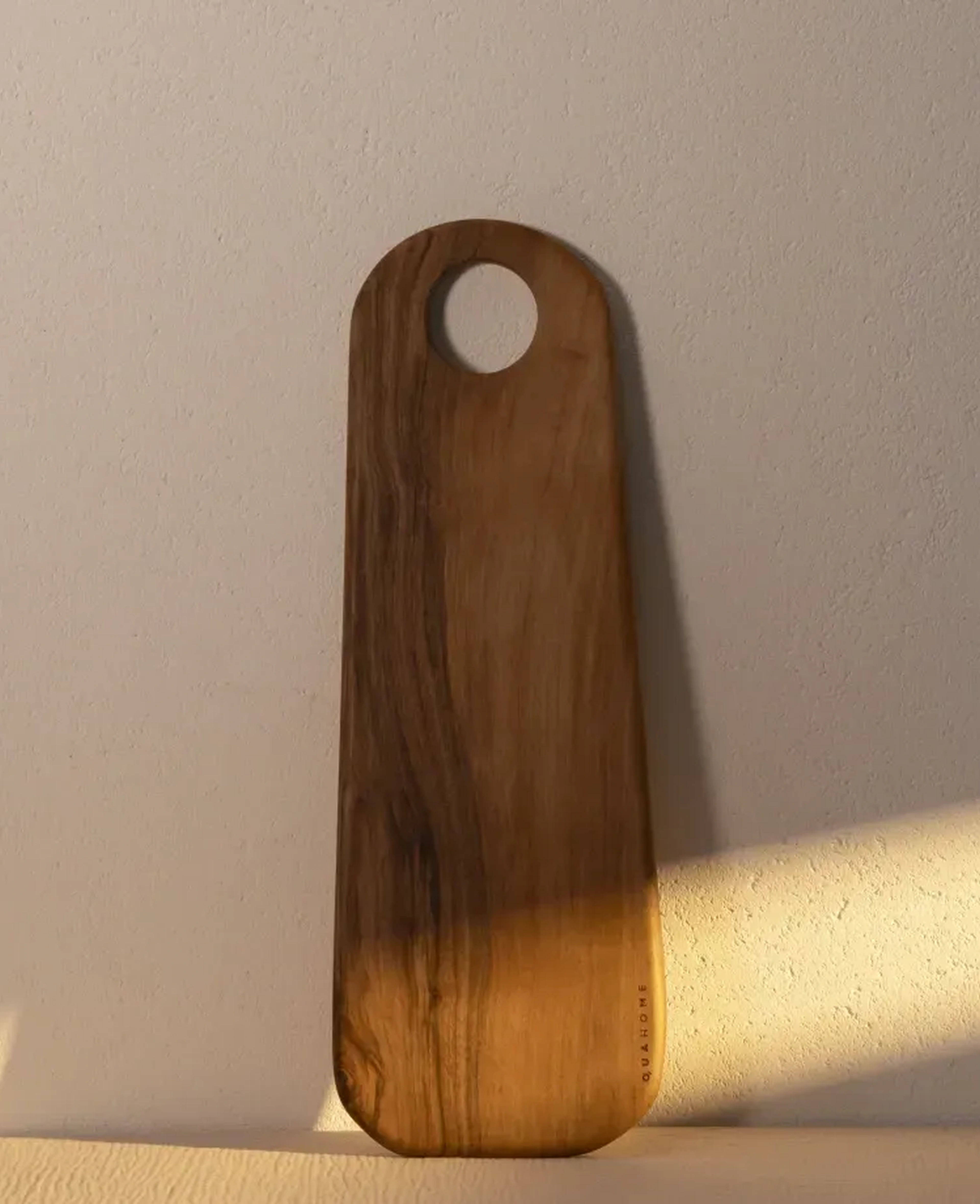 Qua Home Vivi Ceviz Ahşap Kesme & Sunum Tahtası 60x21,5x1.8 cm