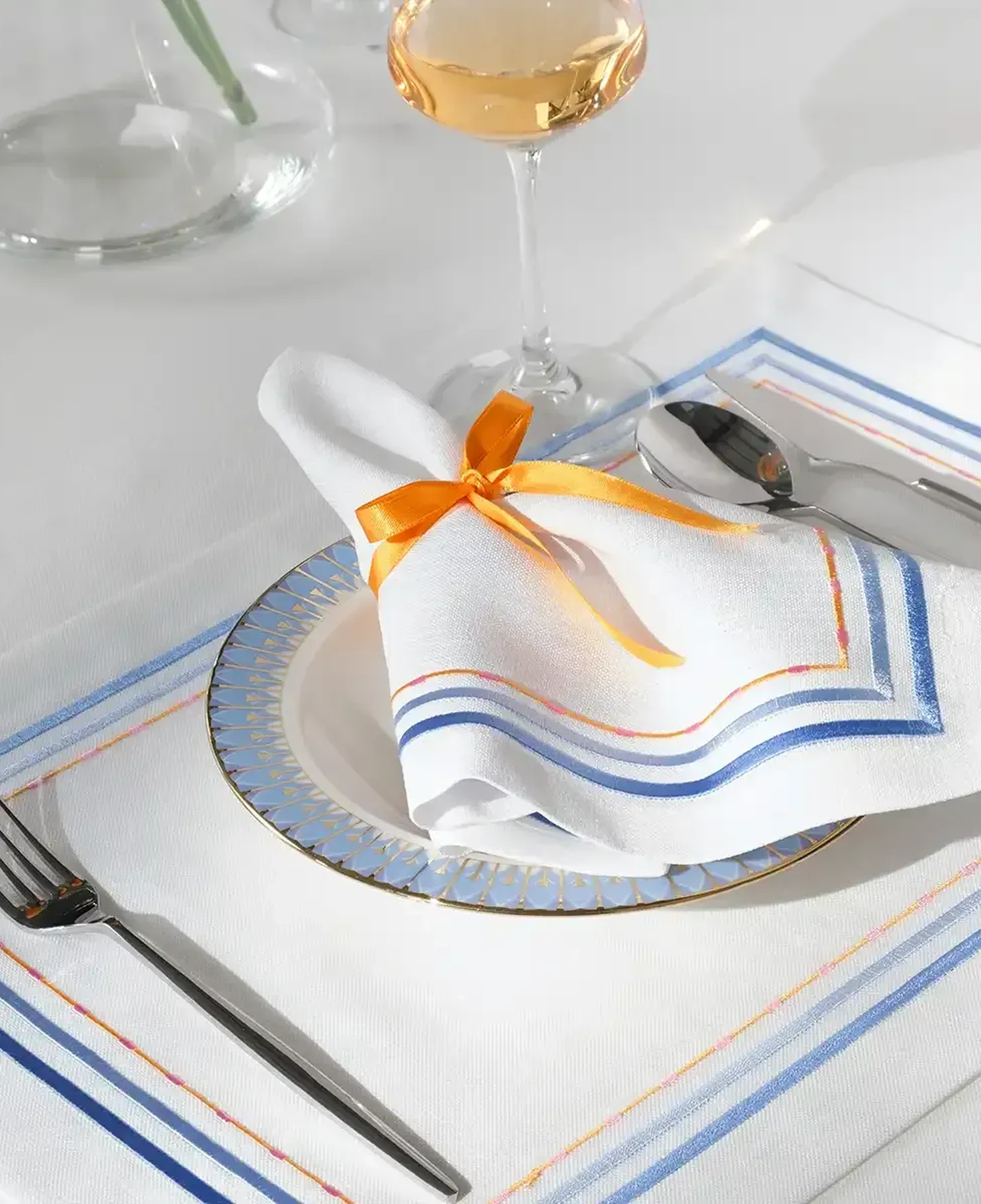 Qua Home Sahara Amerikan Servis Beyaz Mavi 35x50 cm