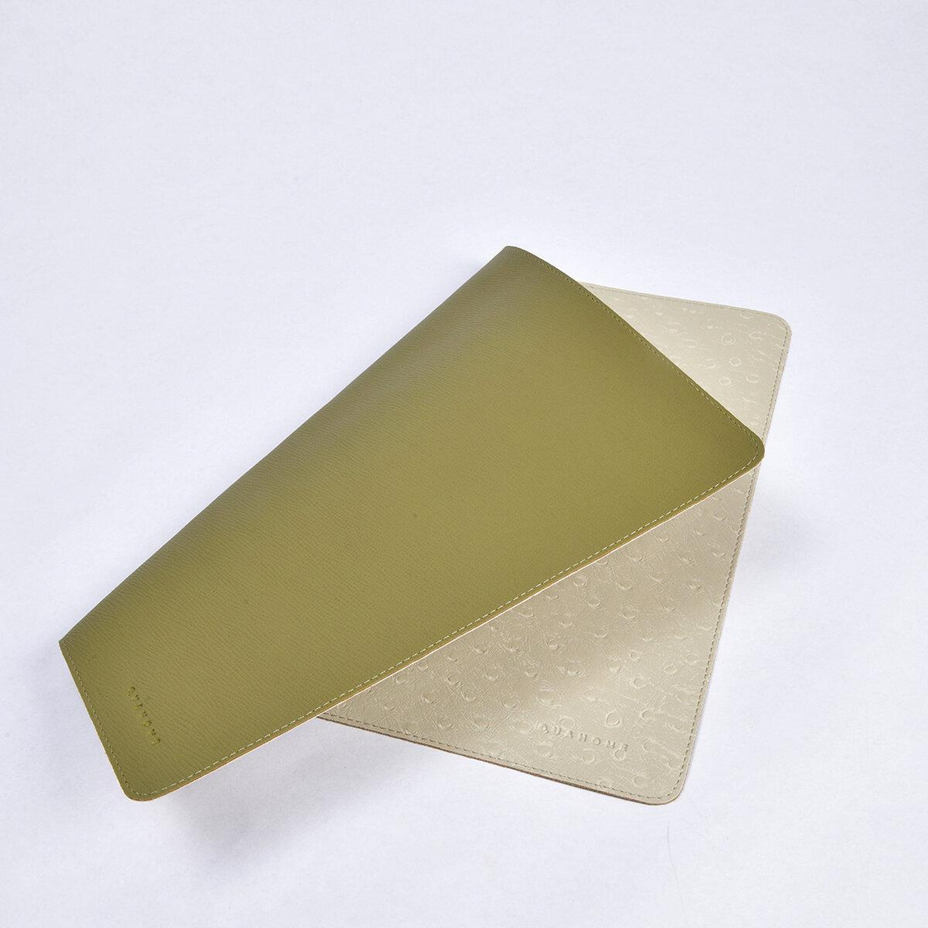 Qua Home Jules Çift Renkli Amerikan Servis Bej Yeşil 44x32,5 Cm