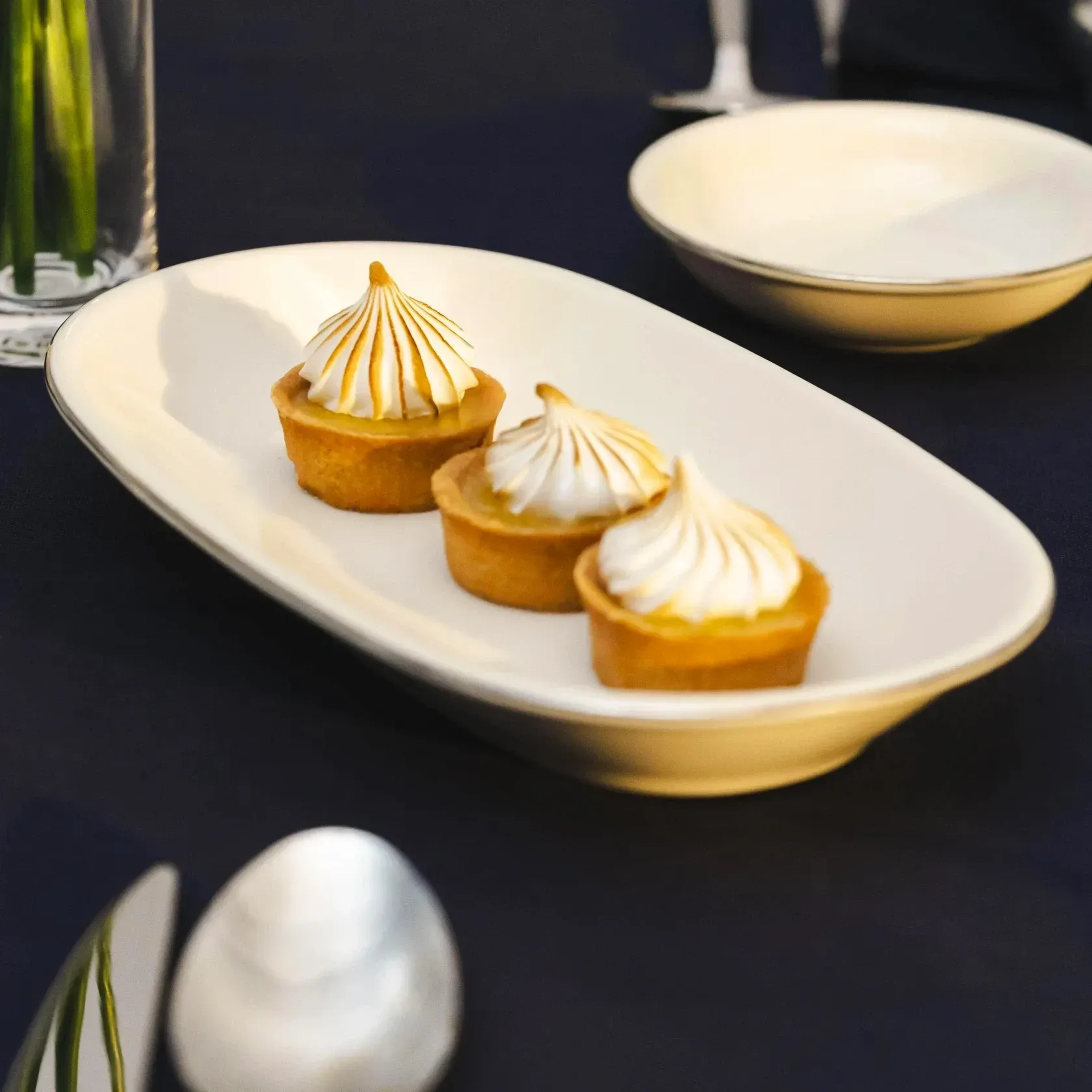 Qua Home Elias Platin Kayık Tabak 24x14 cm