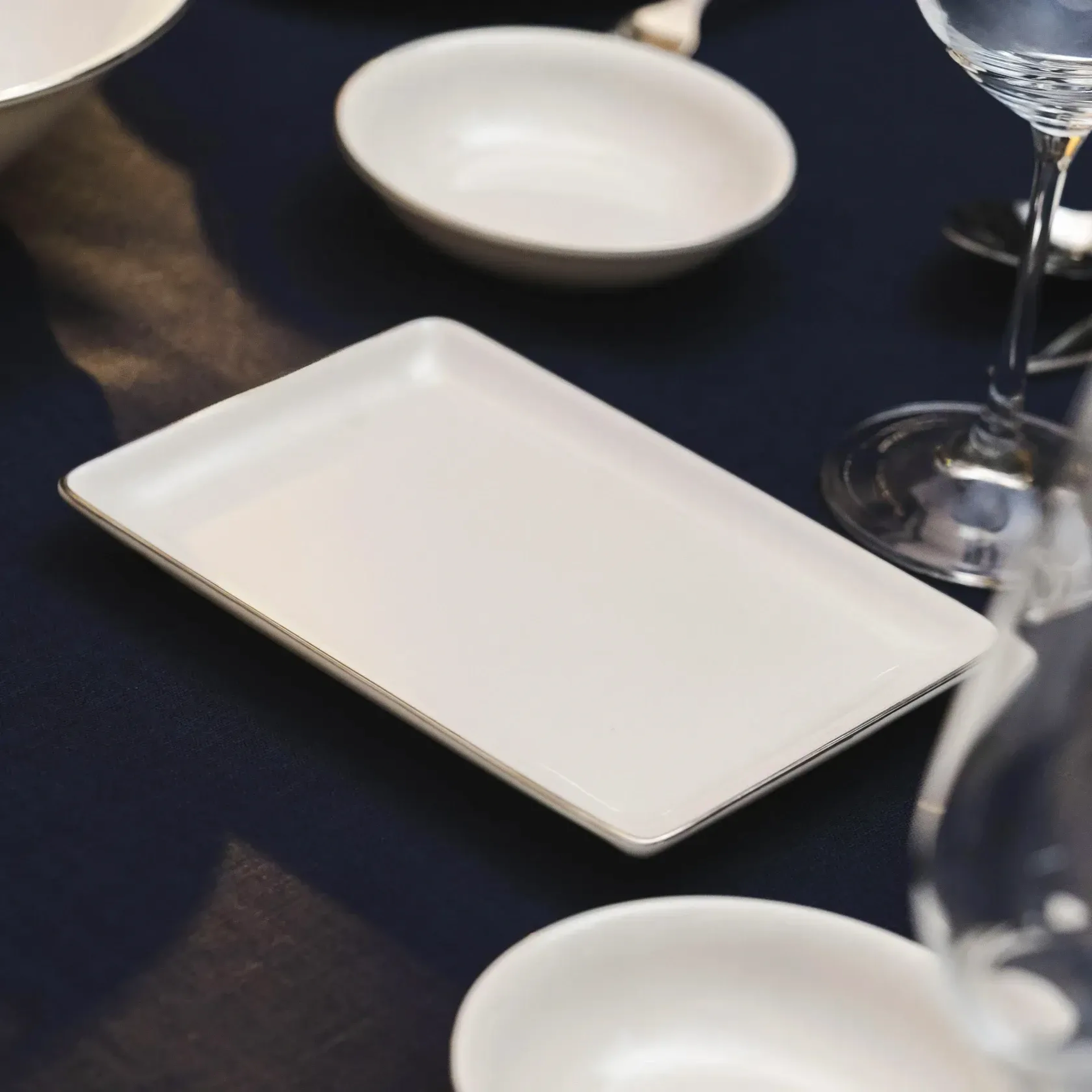 Qua Home Elias Platin Sunum Tabağı 13x18 cm