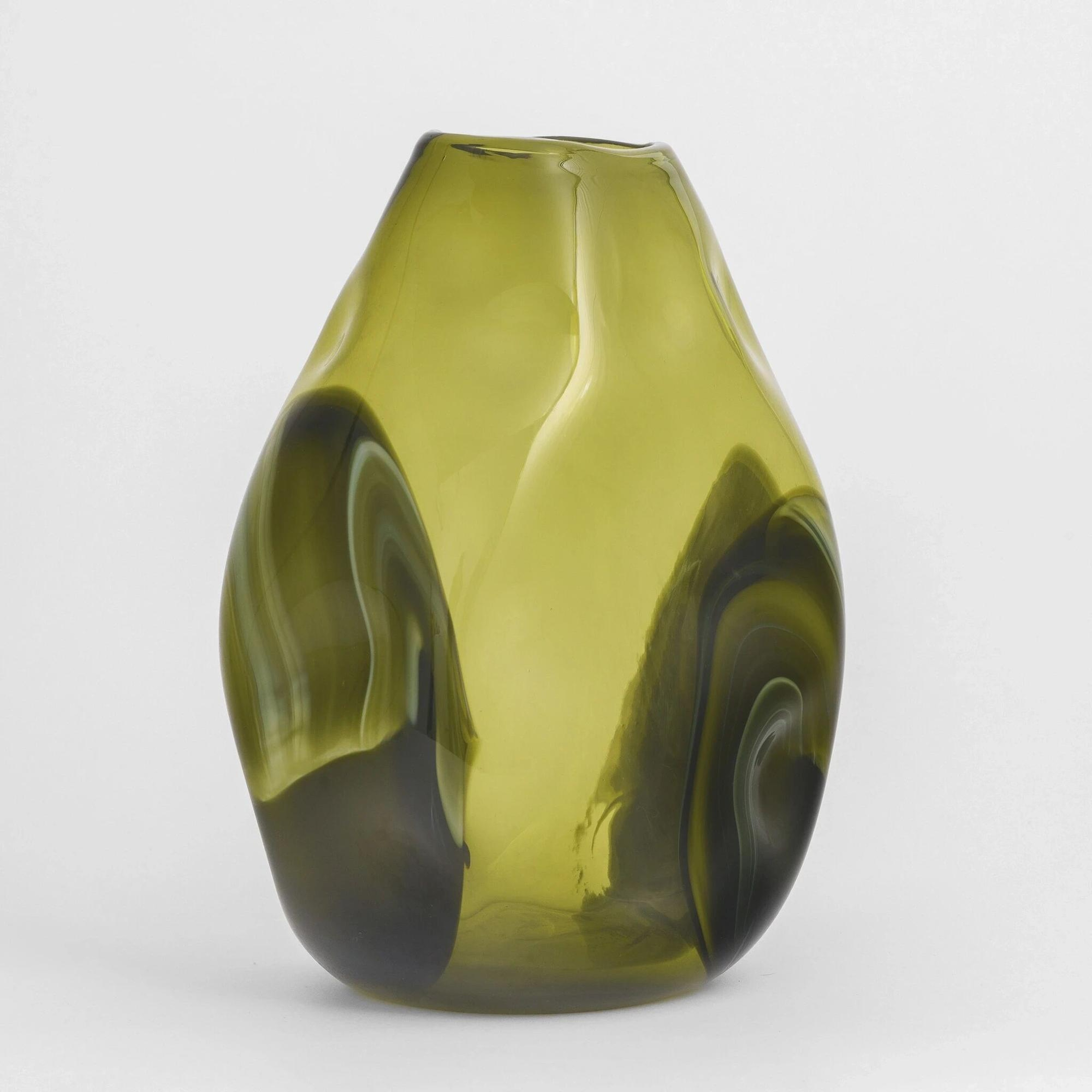 Qua Home Rubus Yeşil Degrade Cam Vazo 25x19x32 cm