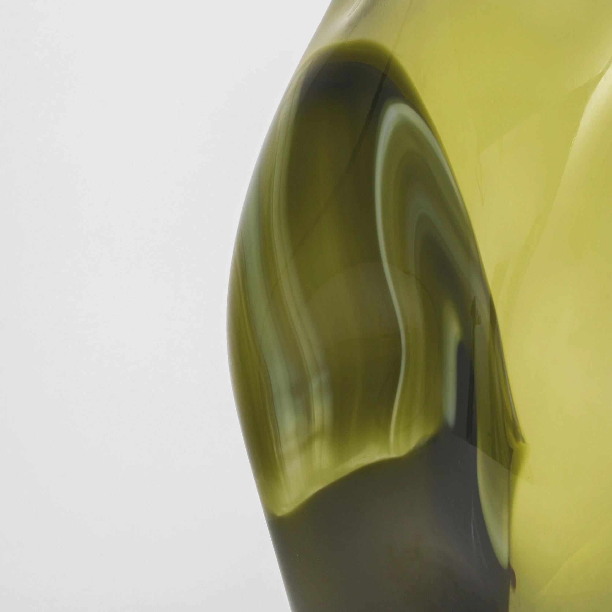 Qua Home Rubus Yeşil Degrade Cam Vazo 25x19x32 cm