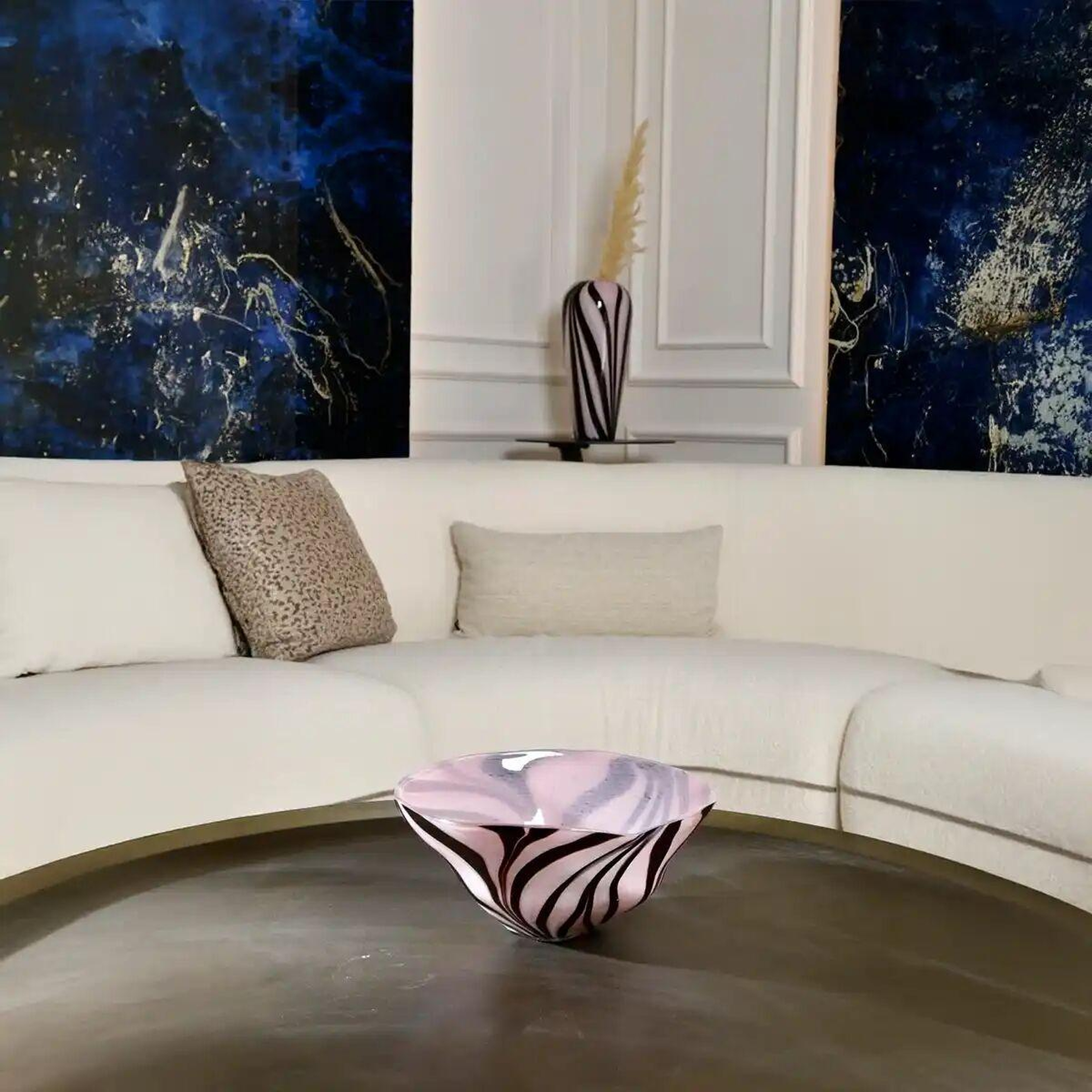 Qua Home Romy Pembe Siyah Cam Vazo 31x16 cm