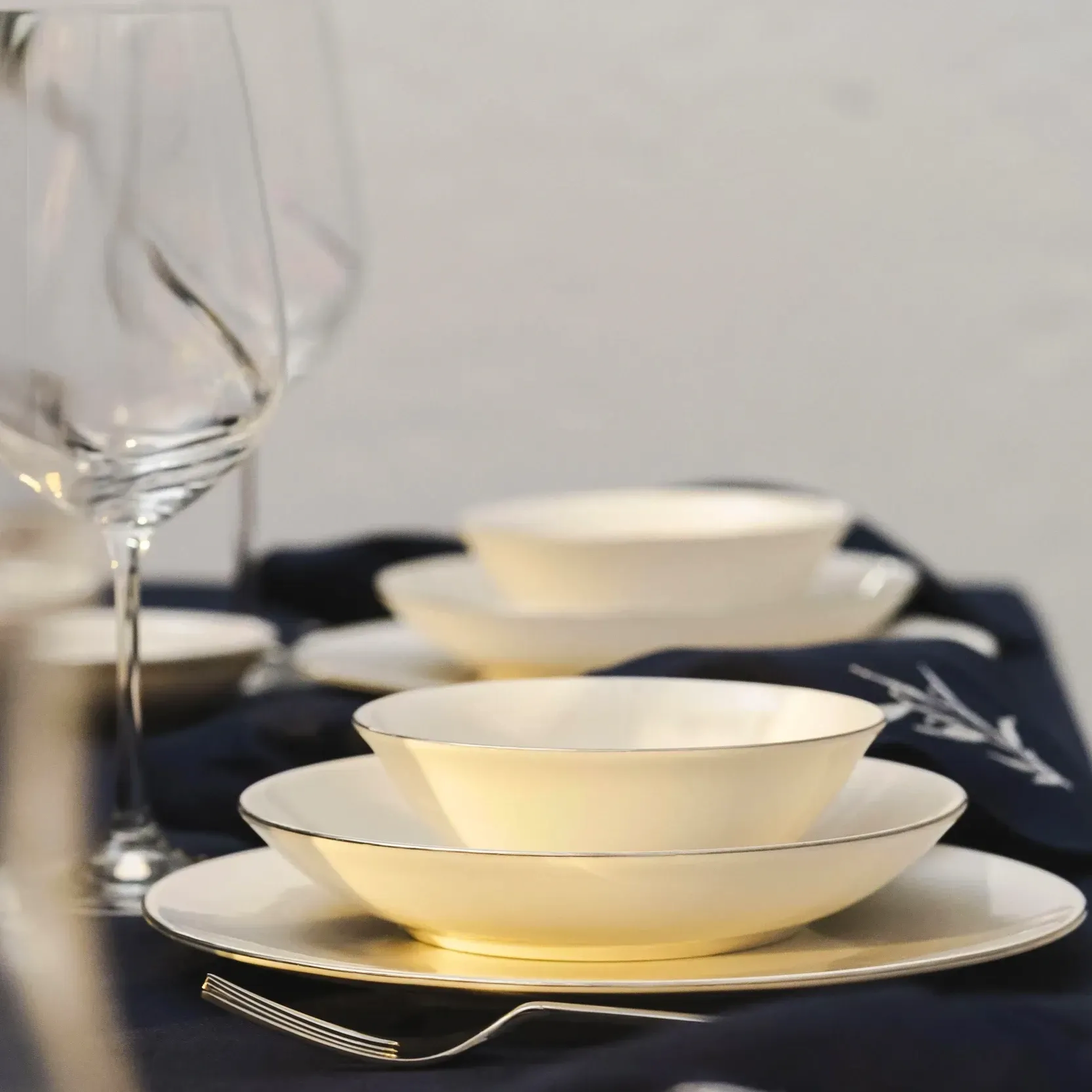 Qua Home Elias Platin Servis Tabağı 25 cm