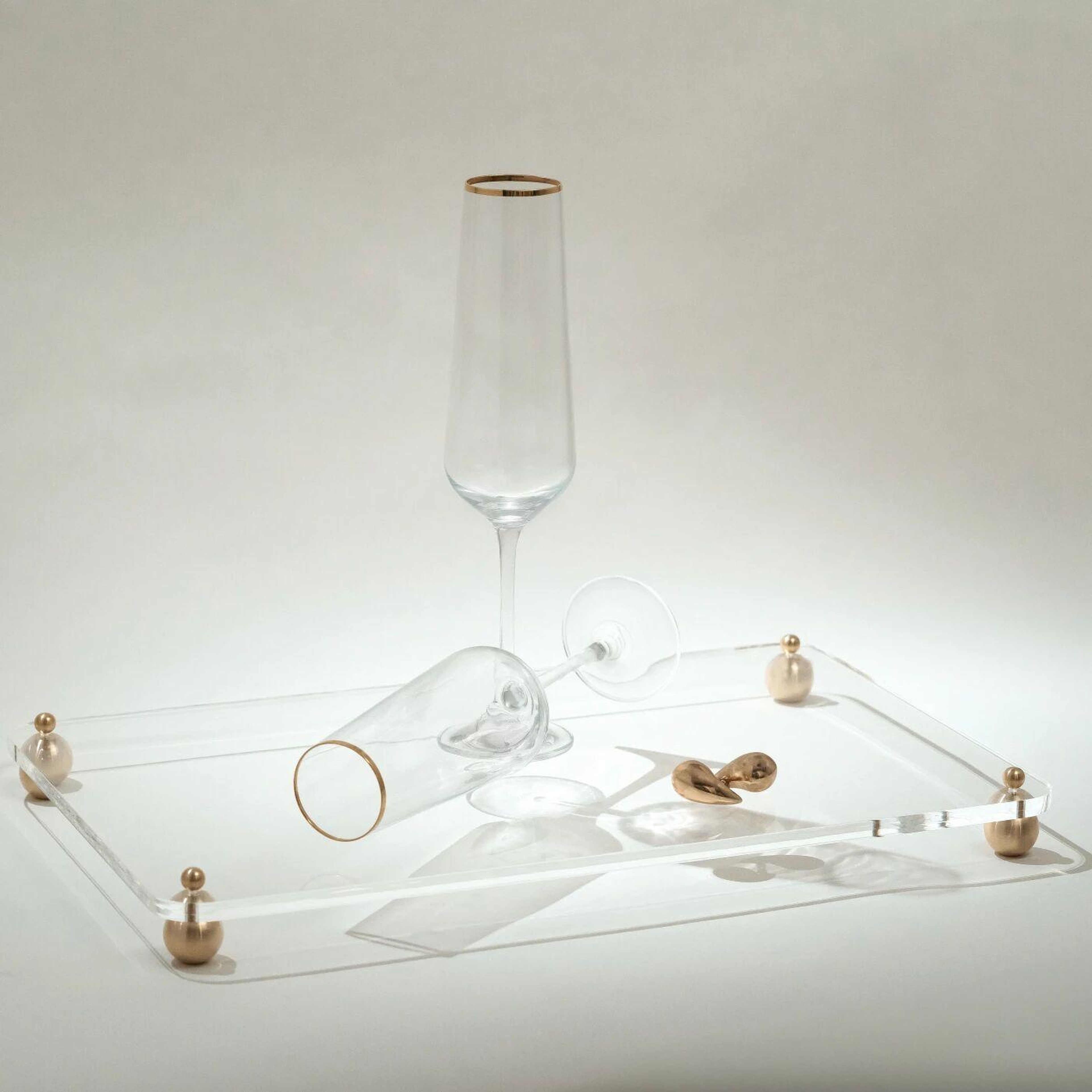 Qua Home Karis Pirinç Ayaklı Pleksi Jardinyer Şeffaf 40x20 cm