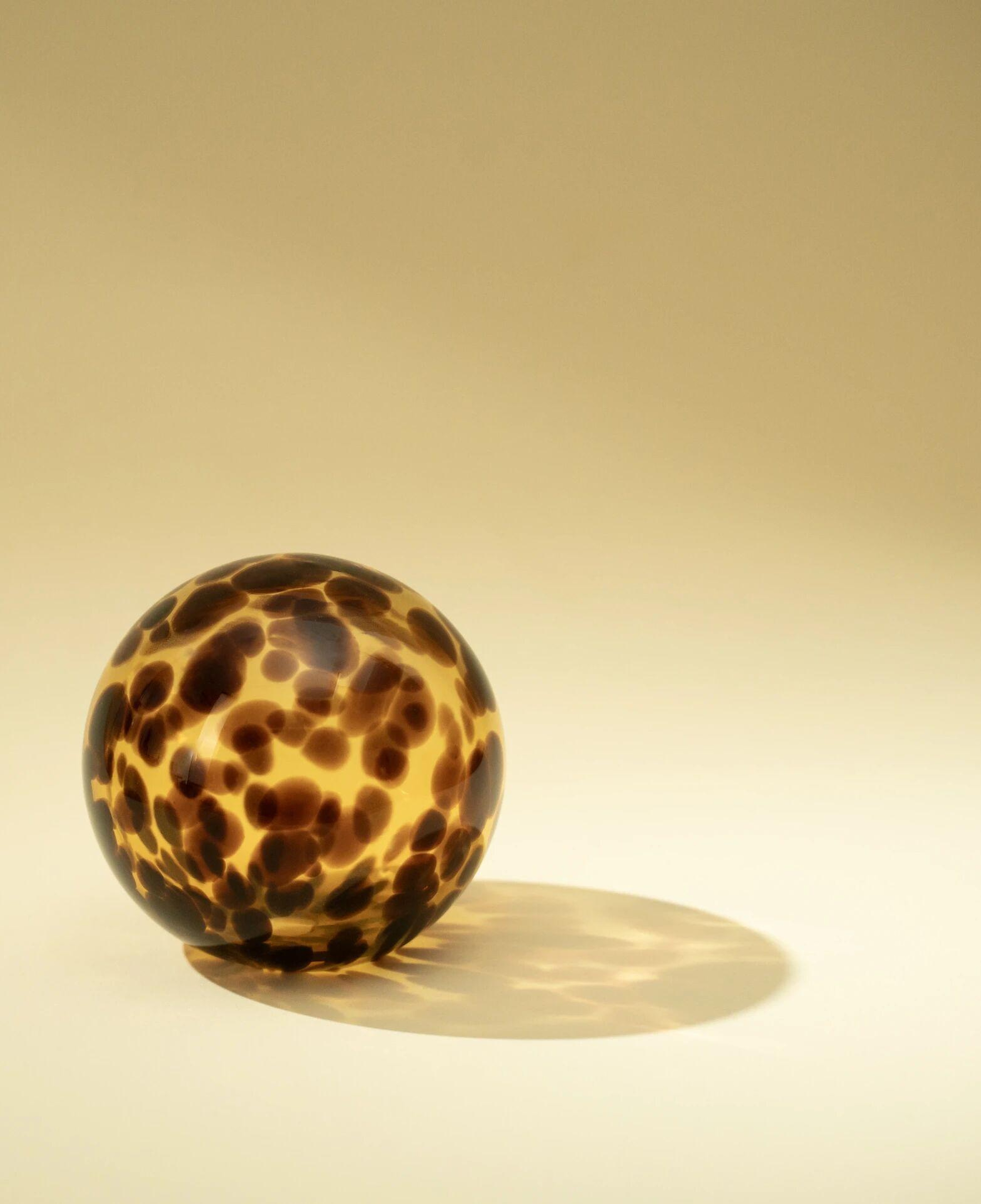 Qua Home Elio Sarı Kahverengi Dekoratif Cam Top