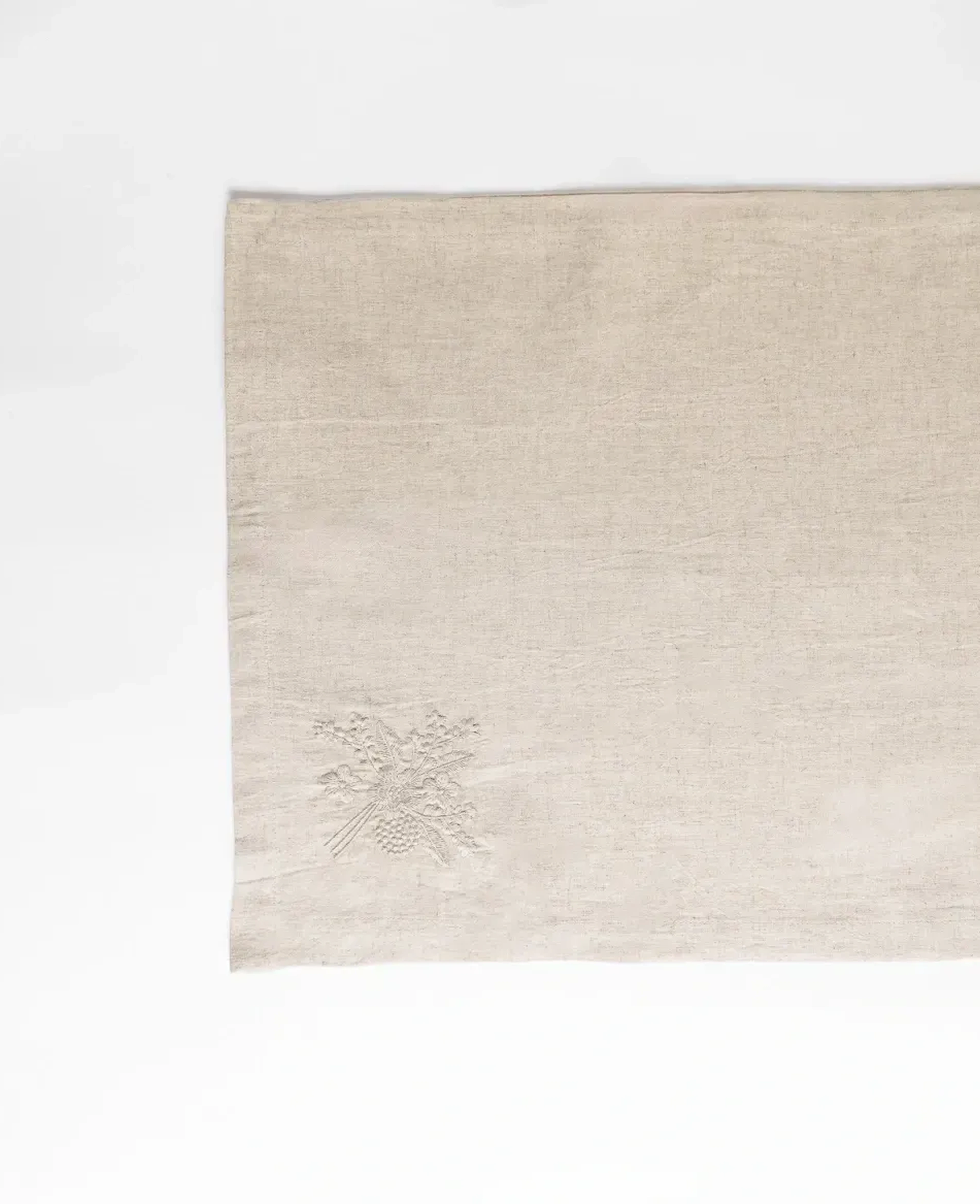 Qua Home Julien Pamuk Keten Çiçek Nakışlı Runner Ekru