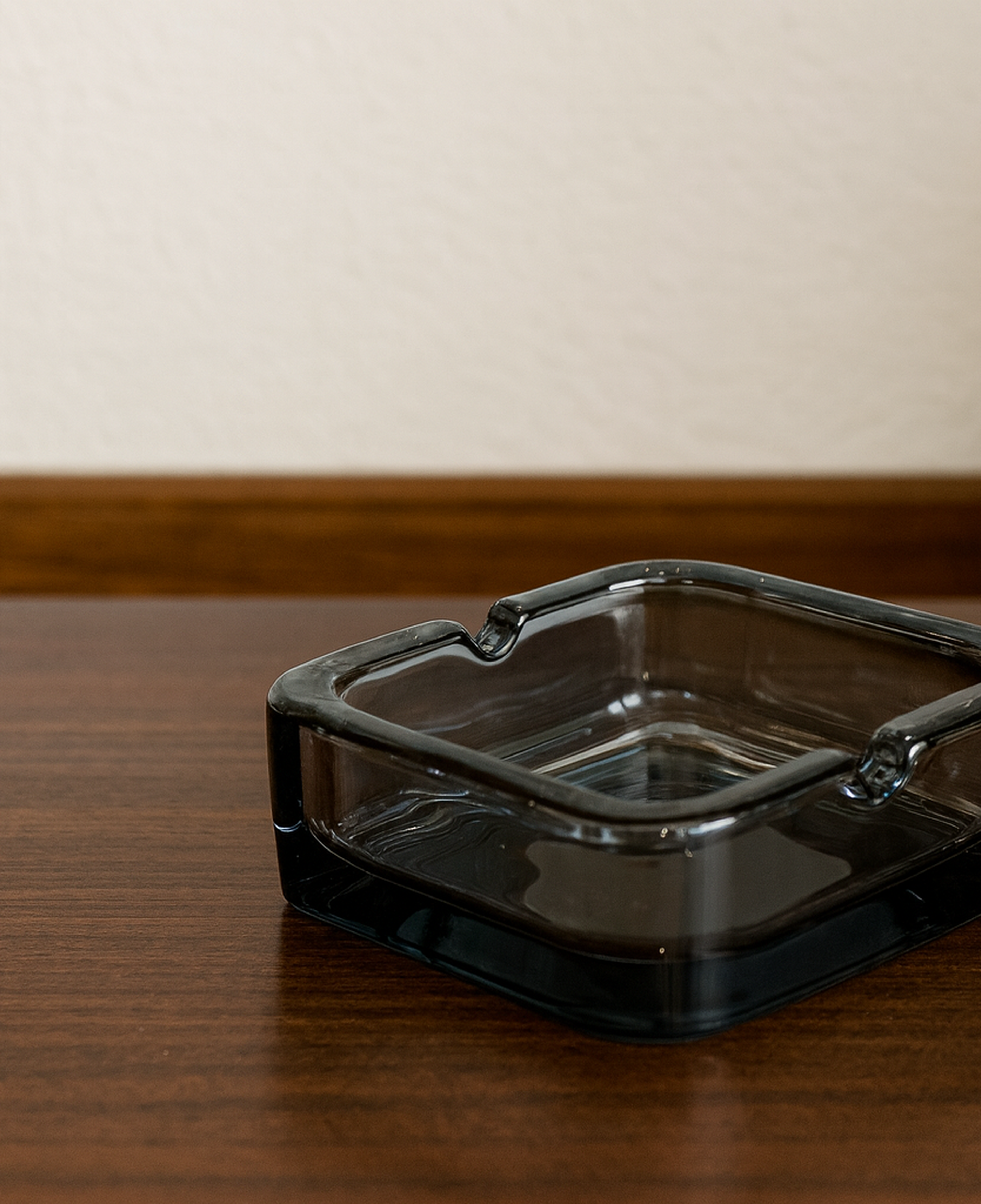 Qua Home Zue Cam Küllük Antrasit 11x4 Cm