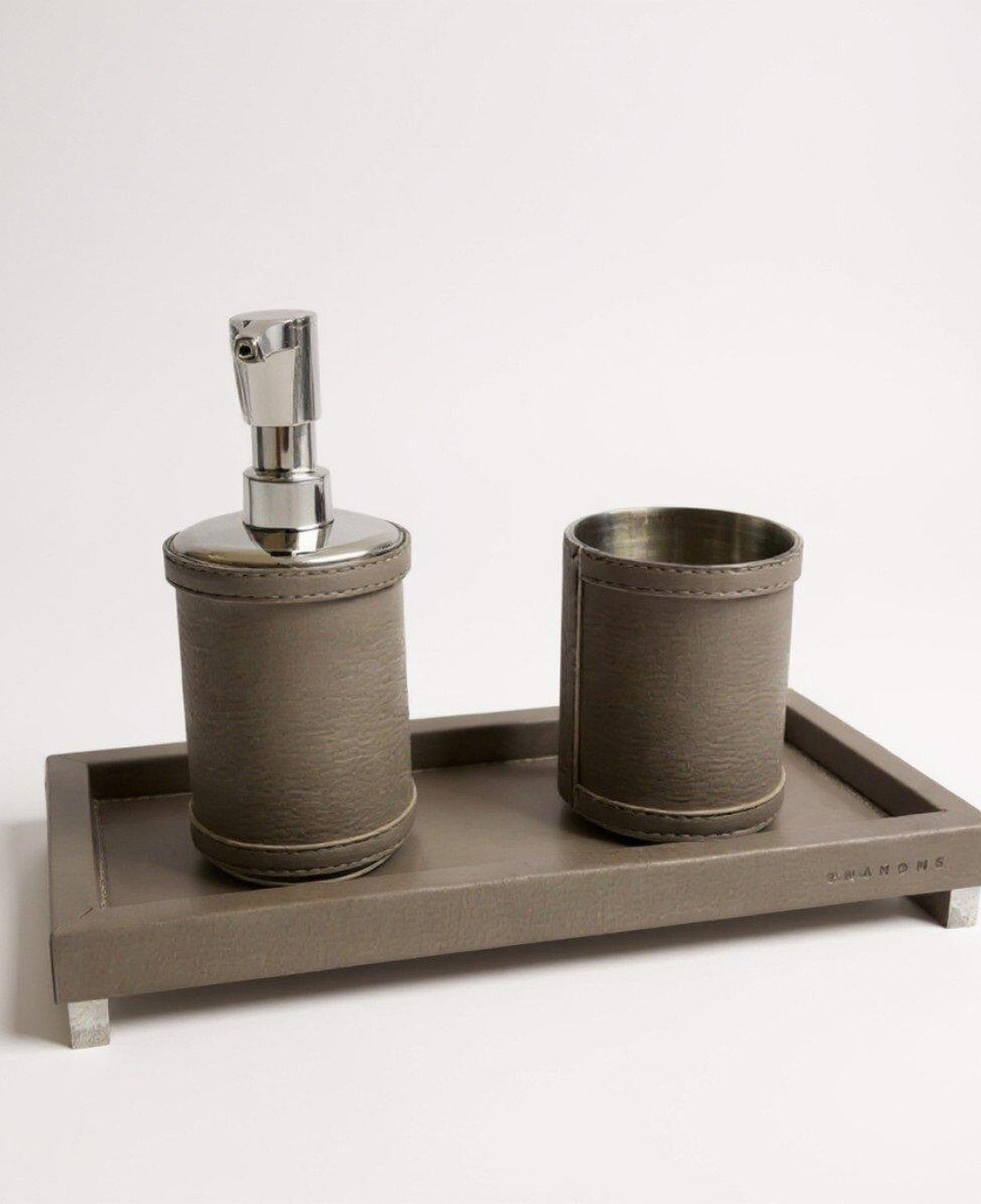 Qua Home Slvie Deri Sabunluk Seti Gri