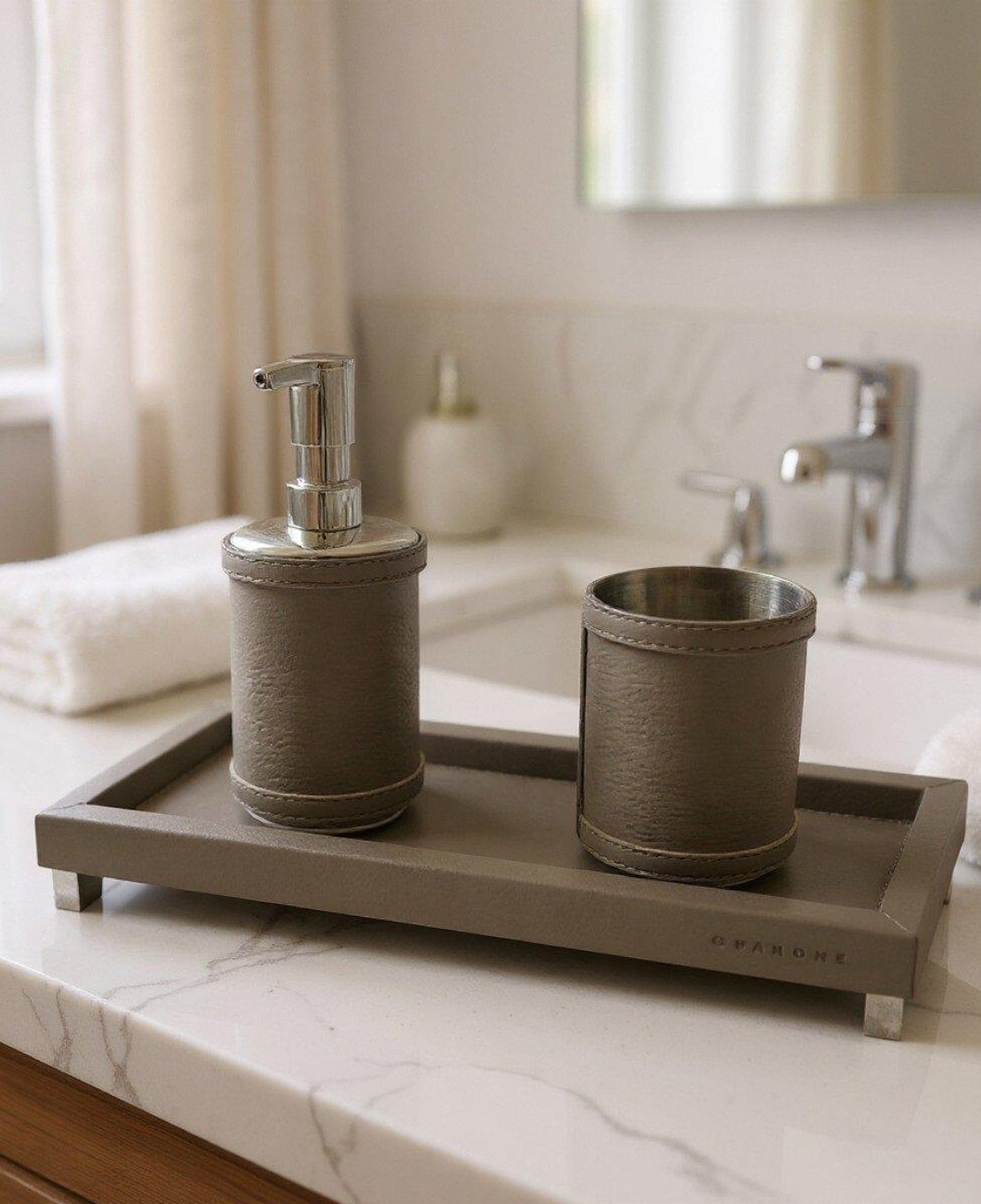 Qua Home Slvie Deri Sabunluk Seti Gri