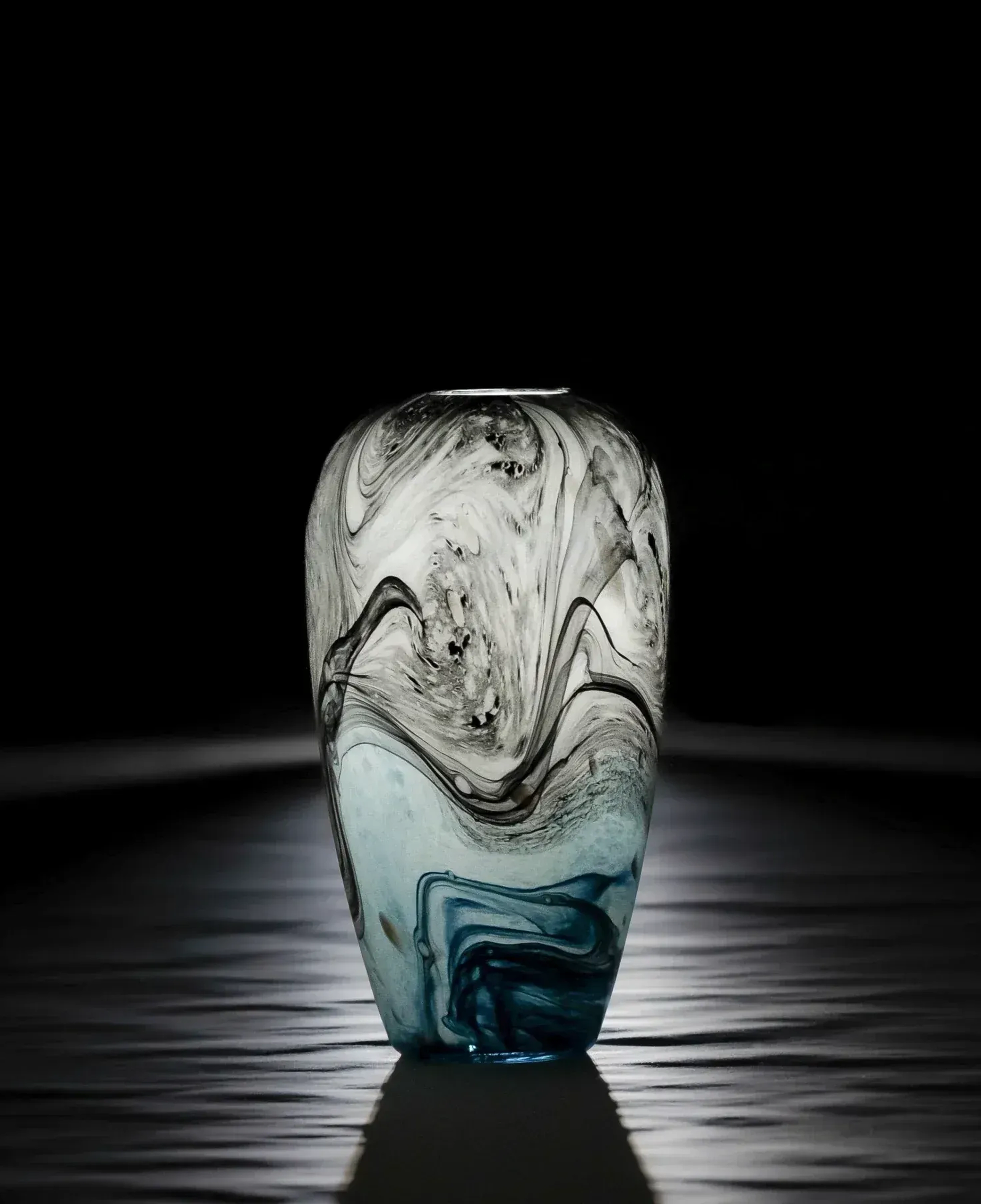 Bern Mavi Gri El Yapımı Cam Vazo