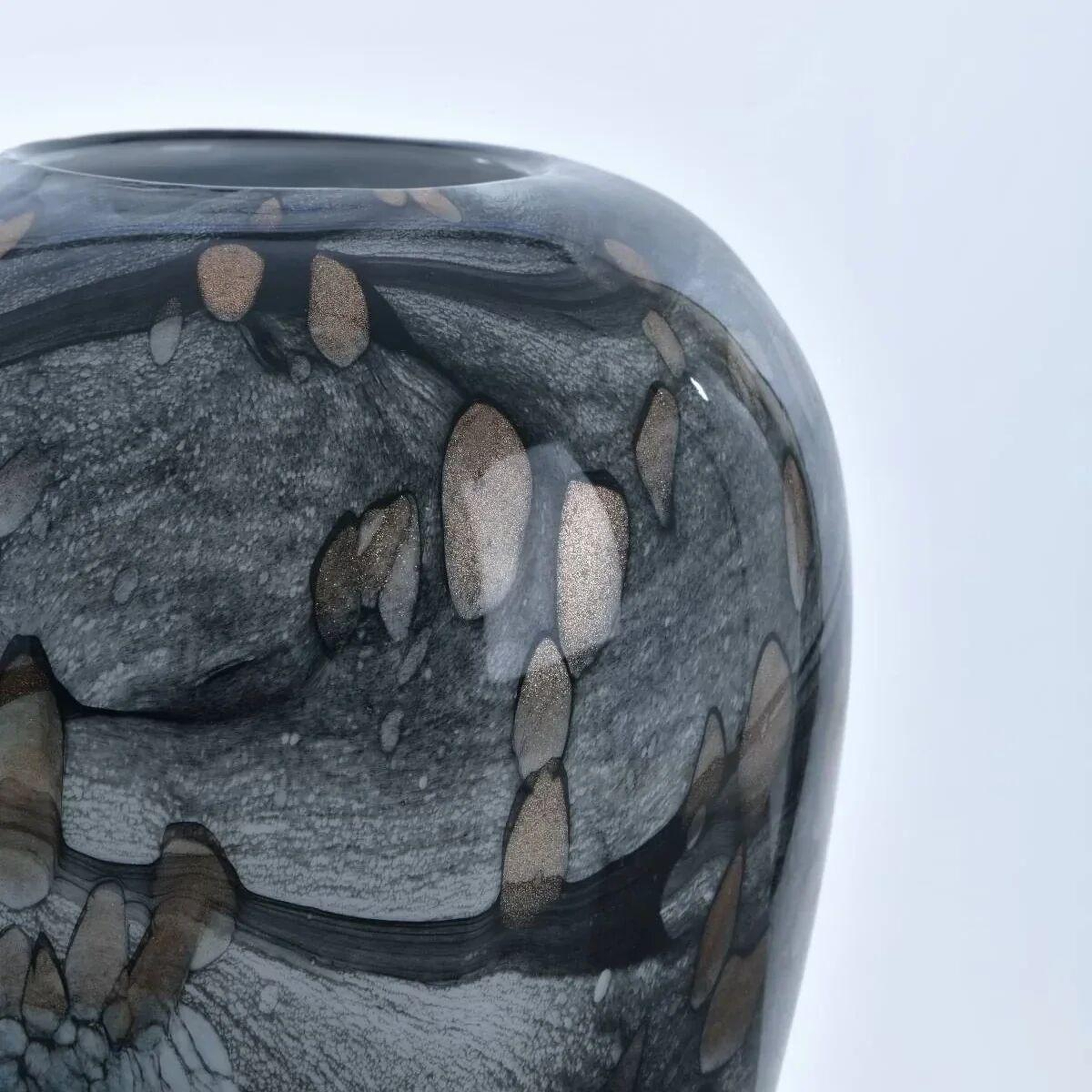 Bern Mavi Gri El Yapımı Cam Vazo