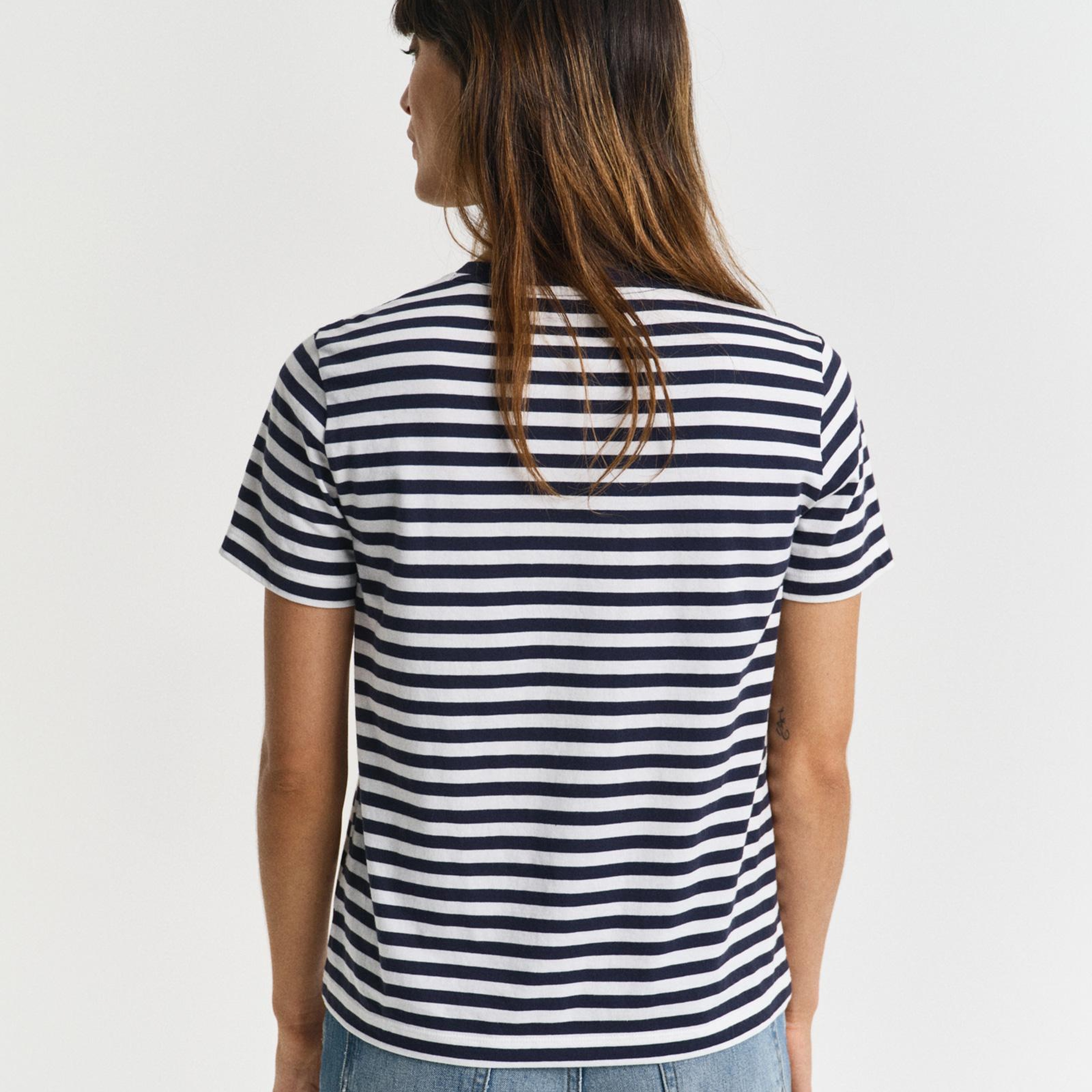 GANT Kadın Lacivert Bisiklet Yaka Regular Fit Çizgili T-Shirt