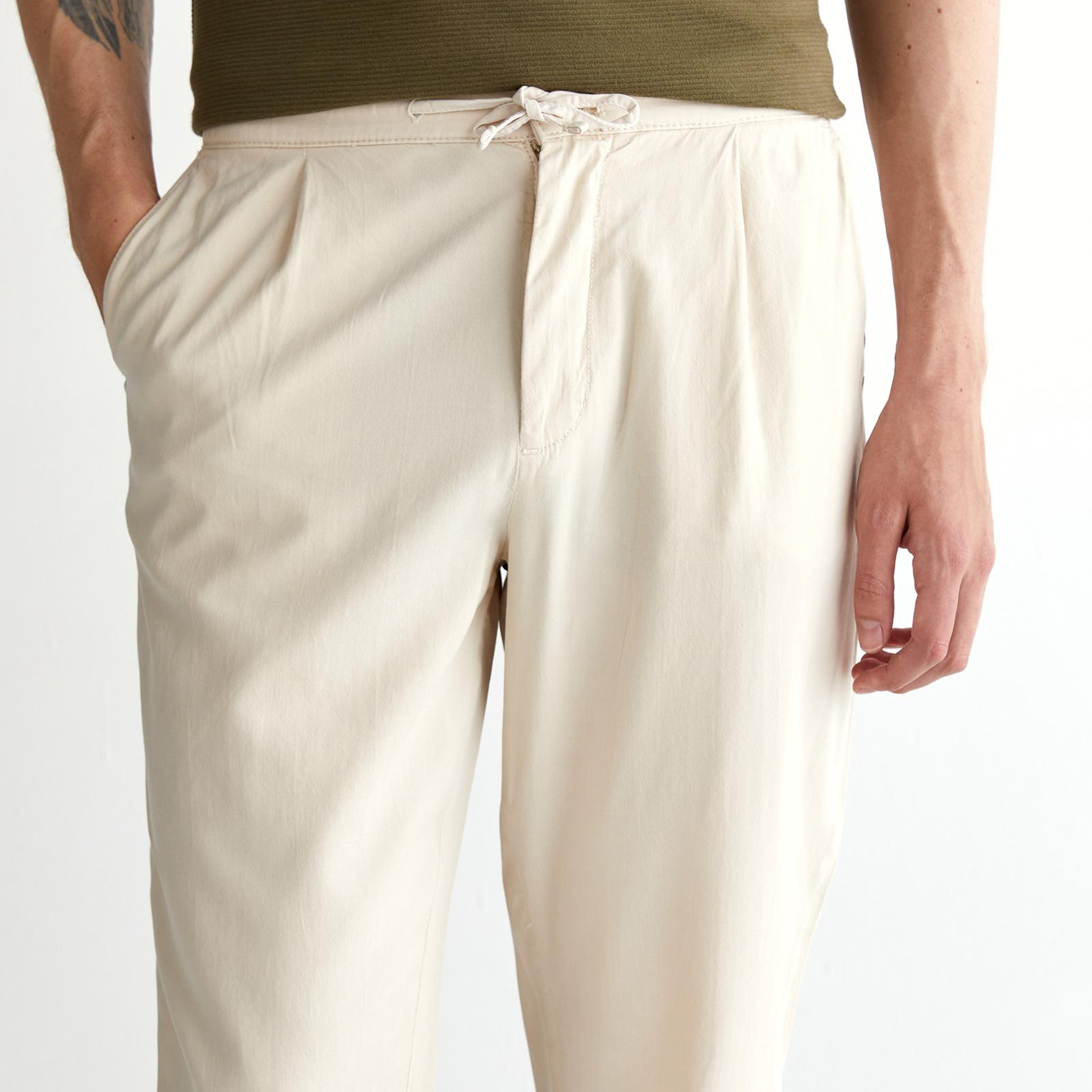GANT Erkek Krem Jogger Fit Pantolon