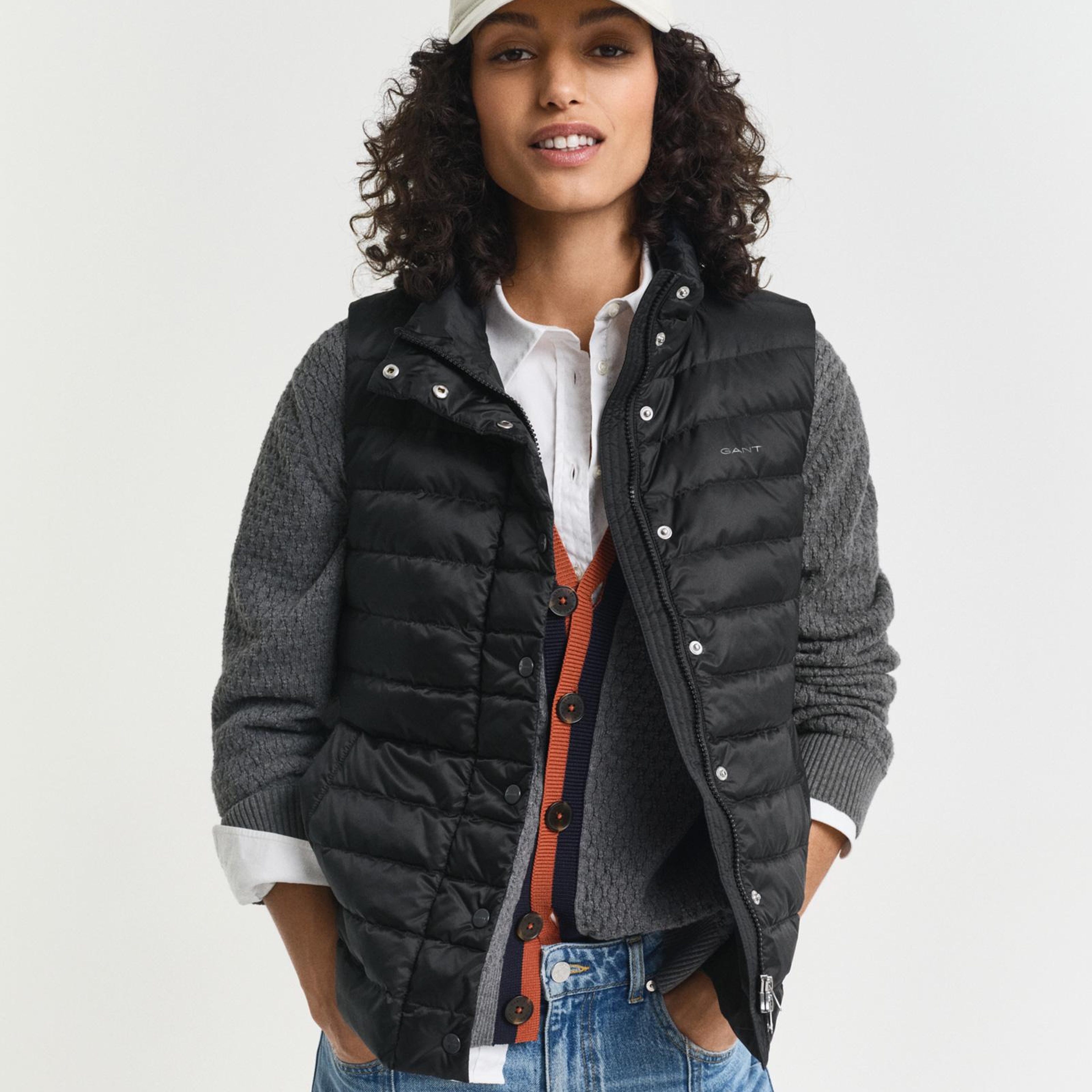 GANT Kadın Siyah Regular Fit Dik Yaka Kaz Tüyü Yelek