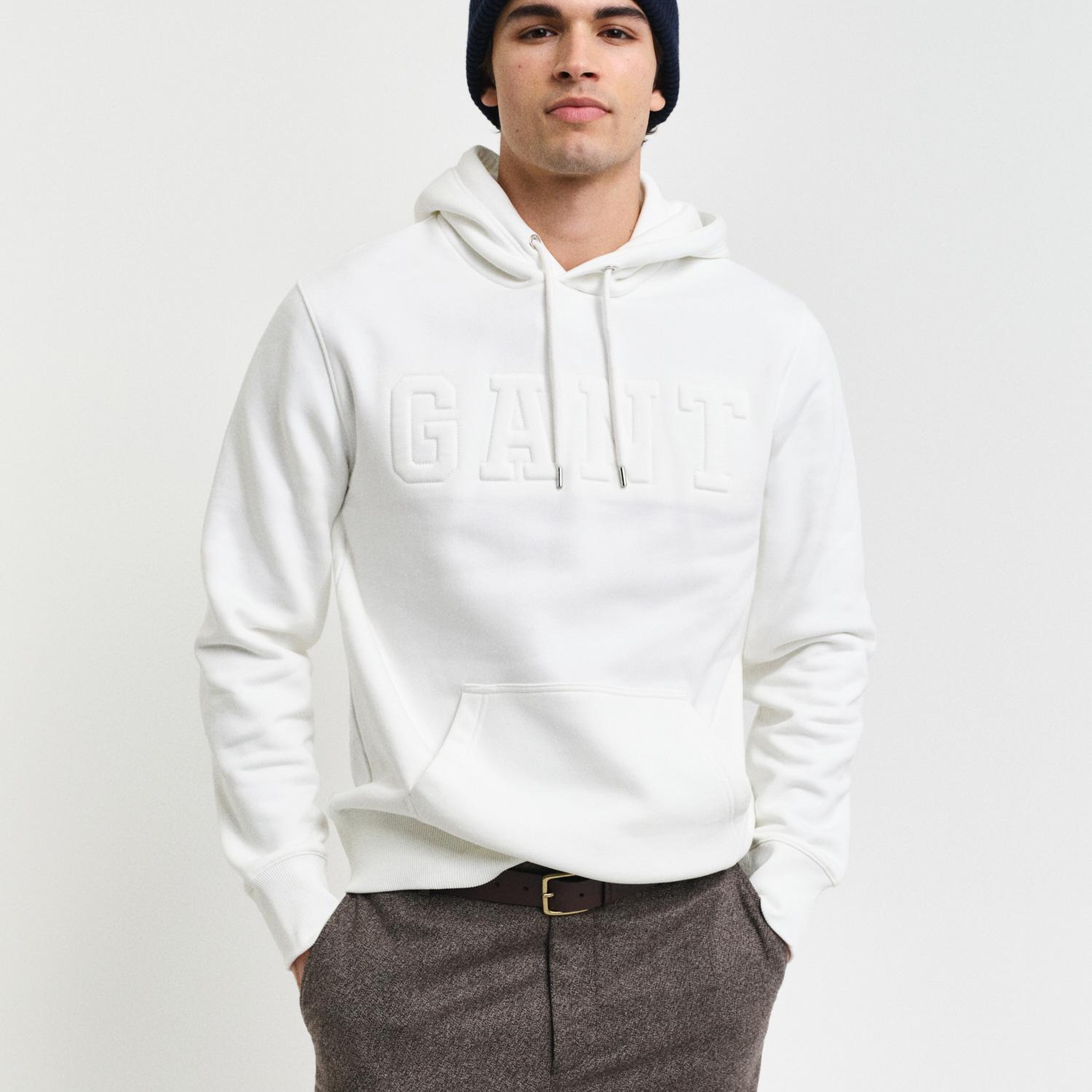 GANT Erkek Beyaz Regular Fit Kapüşonlu Logolu Sweatshirt