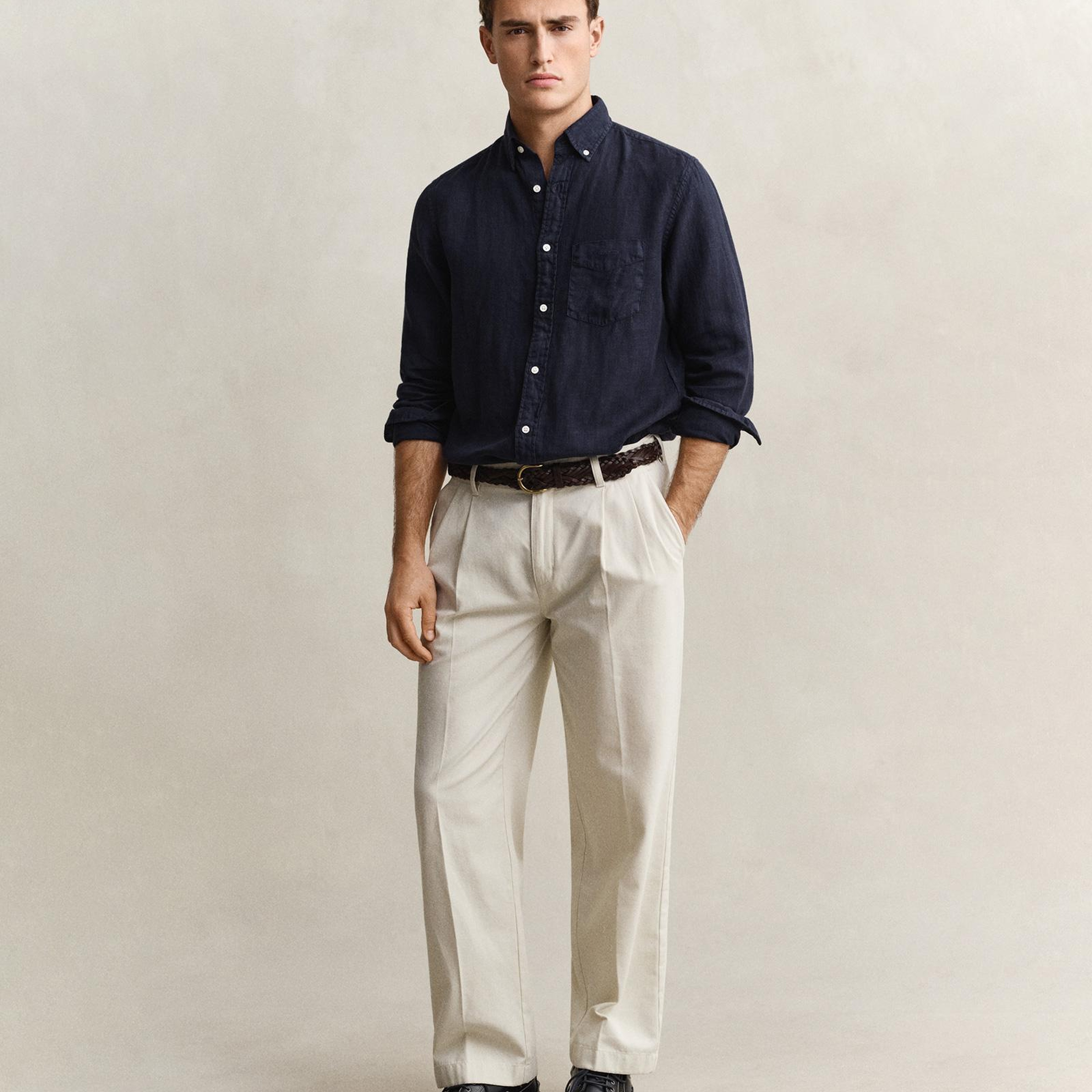 GANT Erkek Lacivert Regular Fit Düğmeli Yaka Keten Gömlek