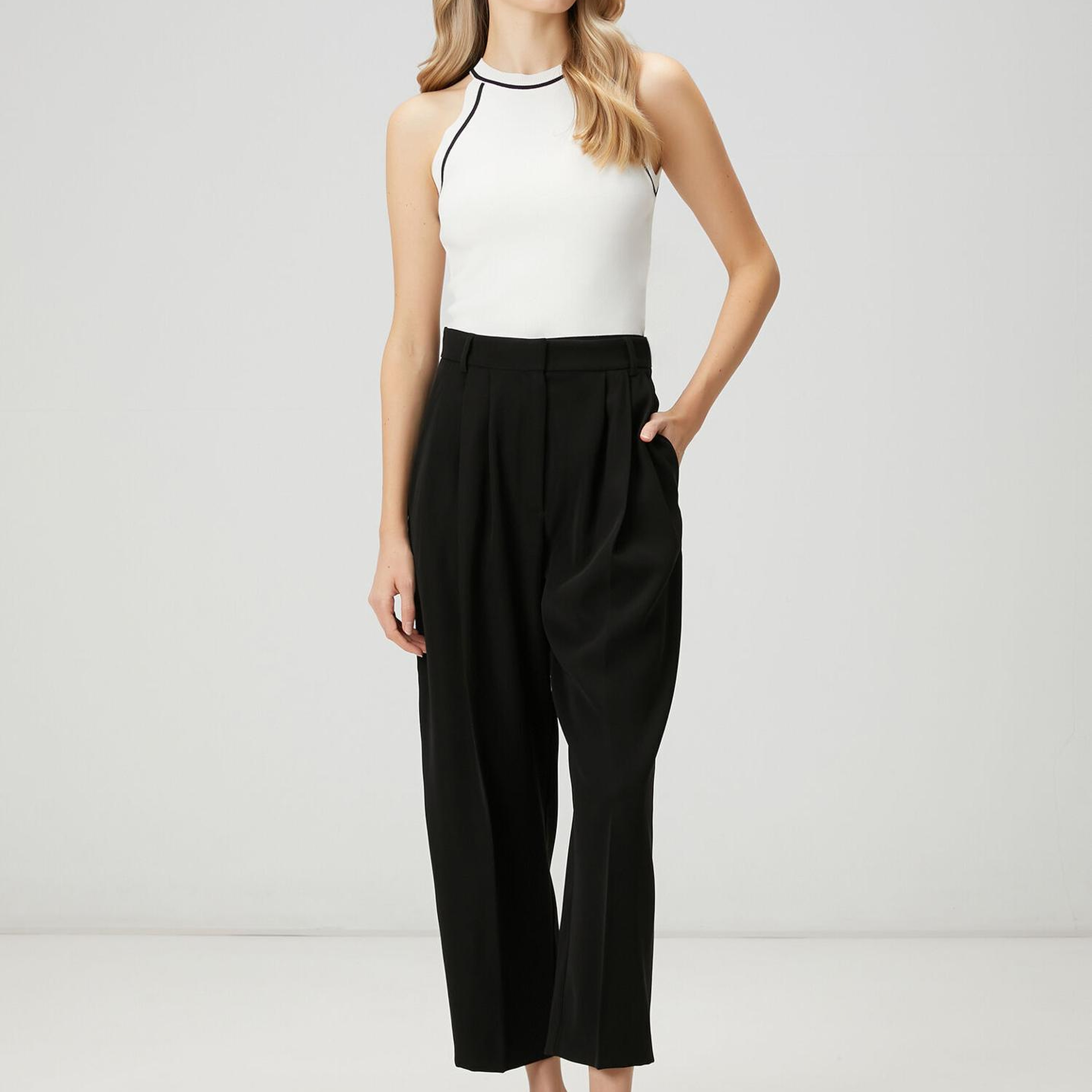 Beymen Club Kadın Siyah Pileli Havuç Pantolon