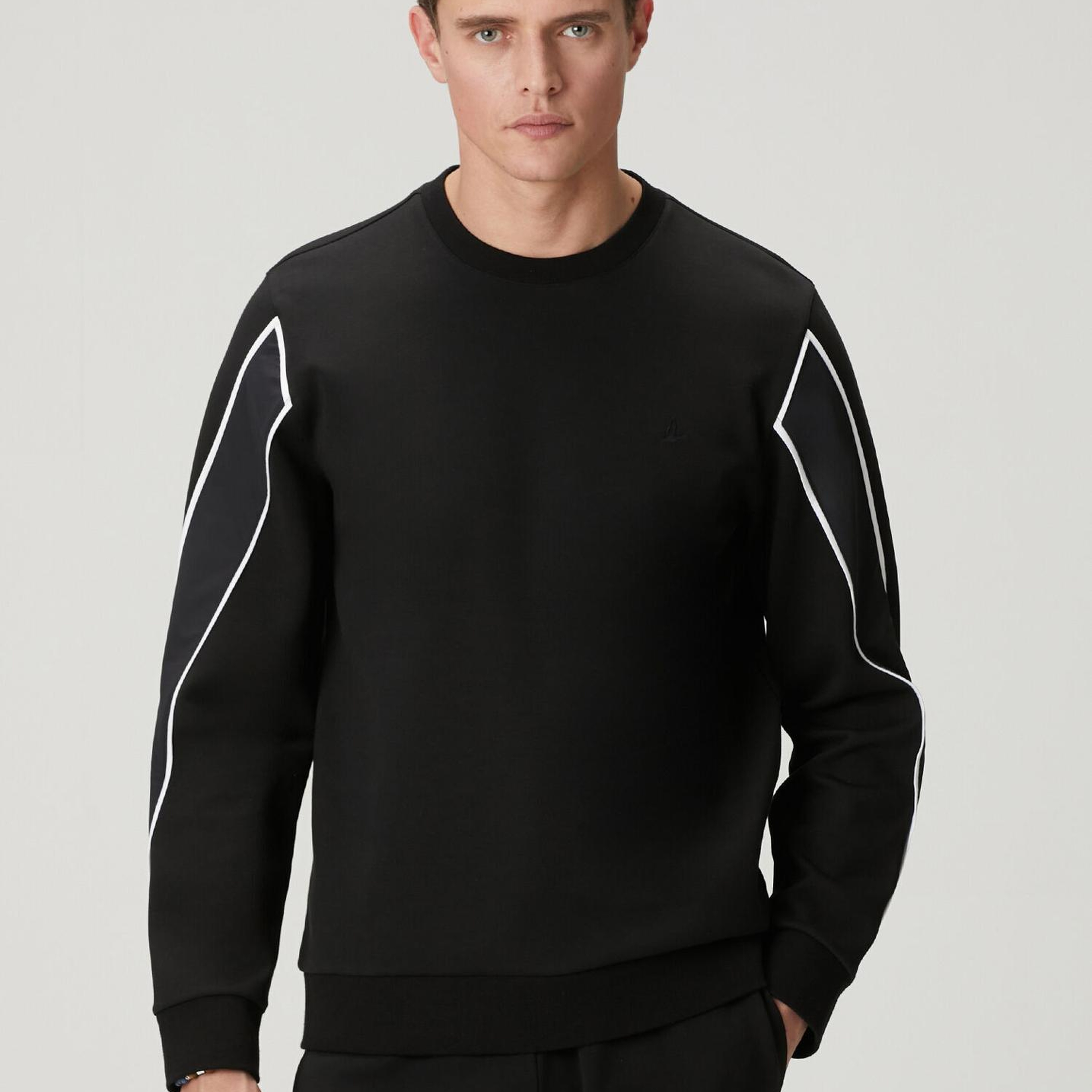 Beymen Club Erkek Siyah Kontrast Biye Detaylı Sweatshirt