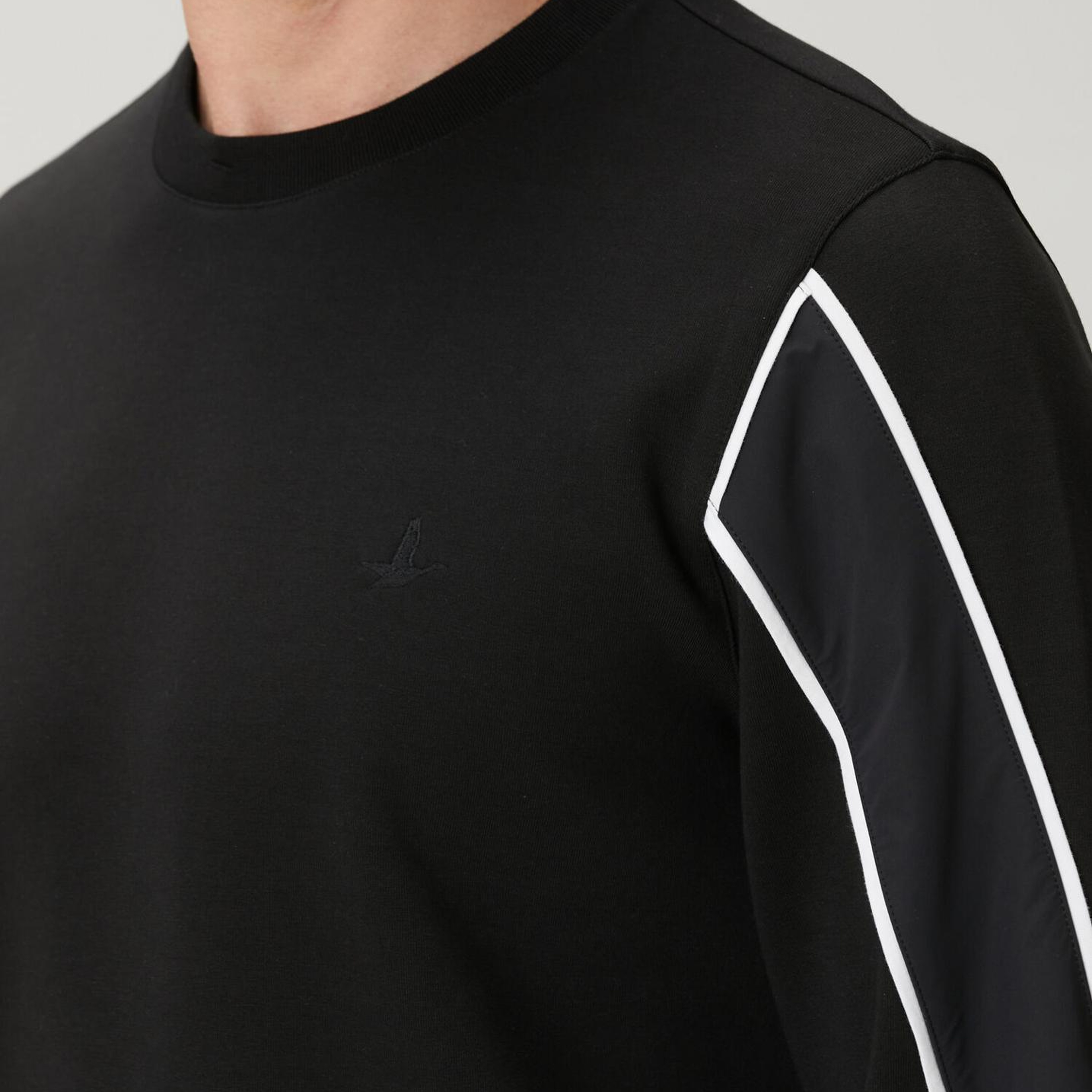 Beymen Club Erkek Siyah Kontrast Biye Detaylı Sweatshirt