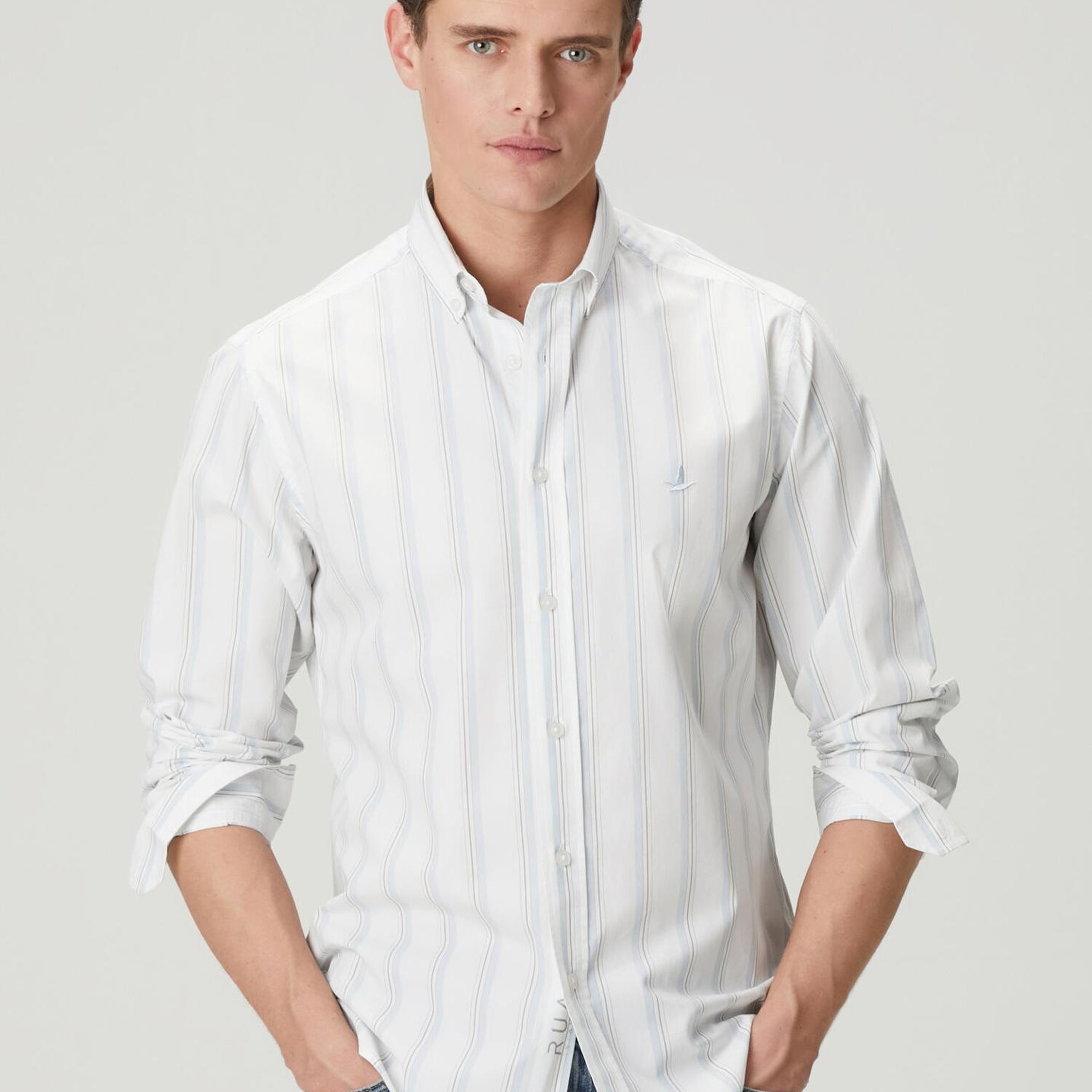 Beymen Club Erkek Comfort Fit Mavi Beyaz Çizgili Oxford Gömlek