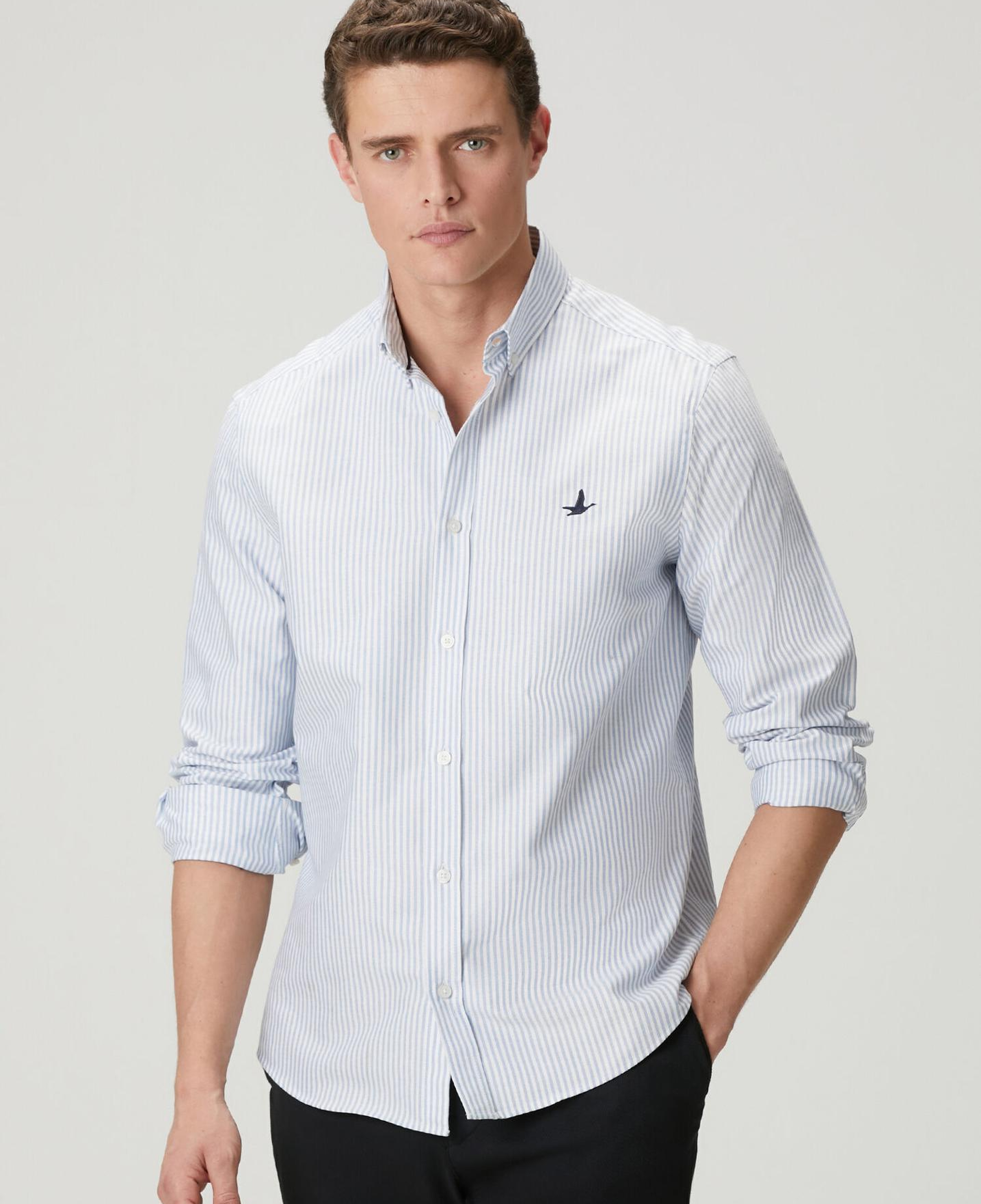 Beymen Club Erkek Comfort Fit Mavi Beyaz Çizgi Desenli Oxford Gömlek