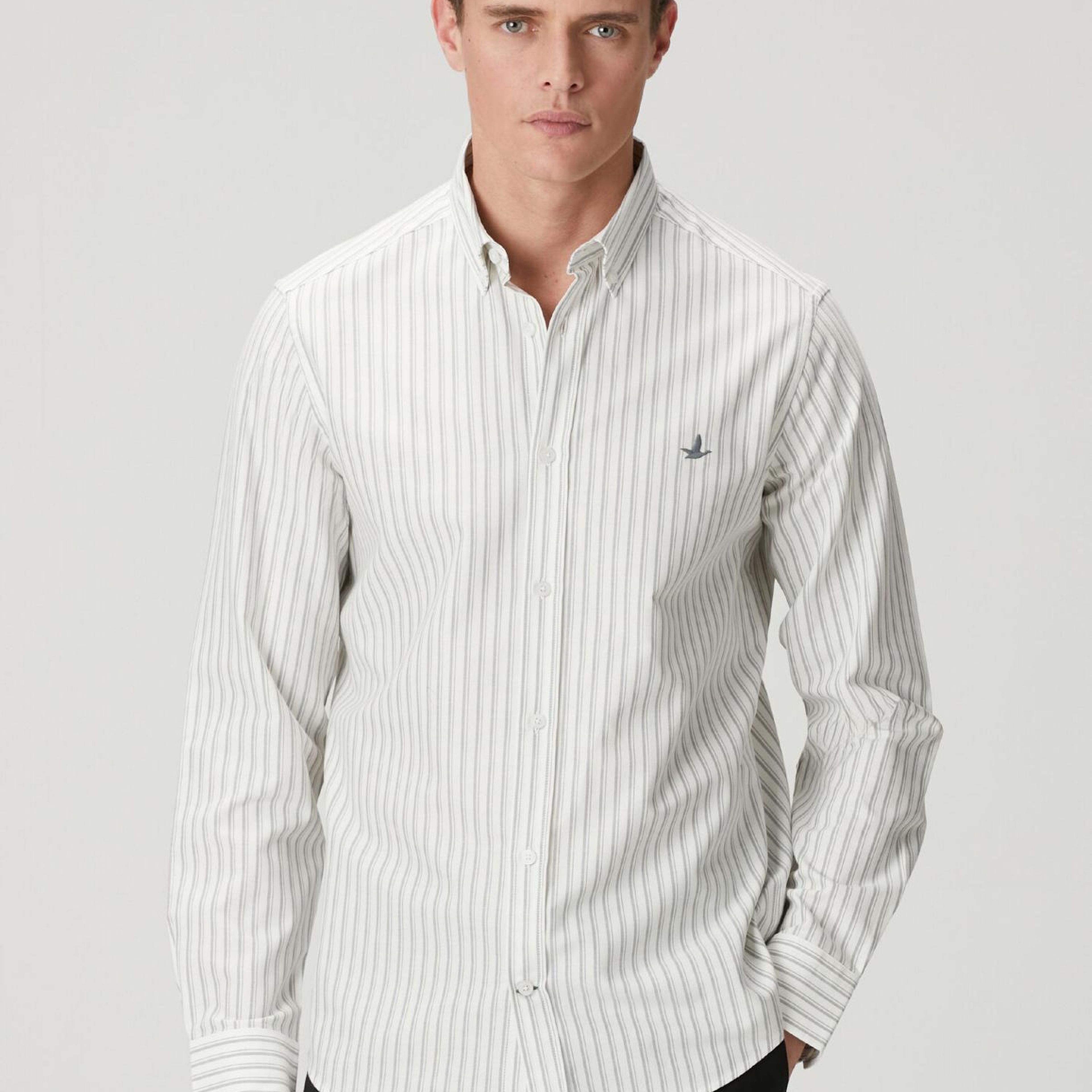 Beymen Club Erkek Comfort Fit Beyaz Gri Çizgi Desenli Oxford Gömlek