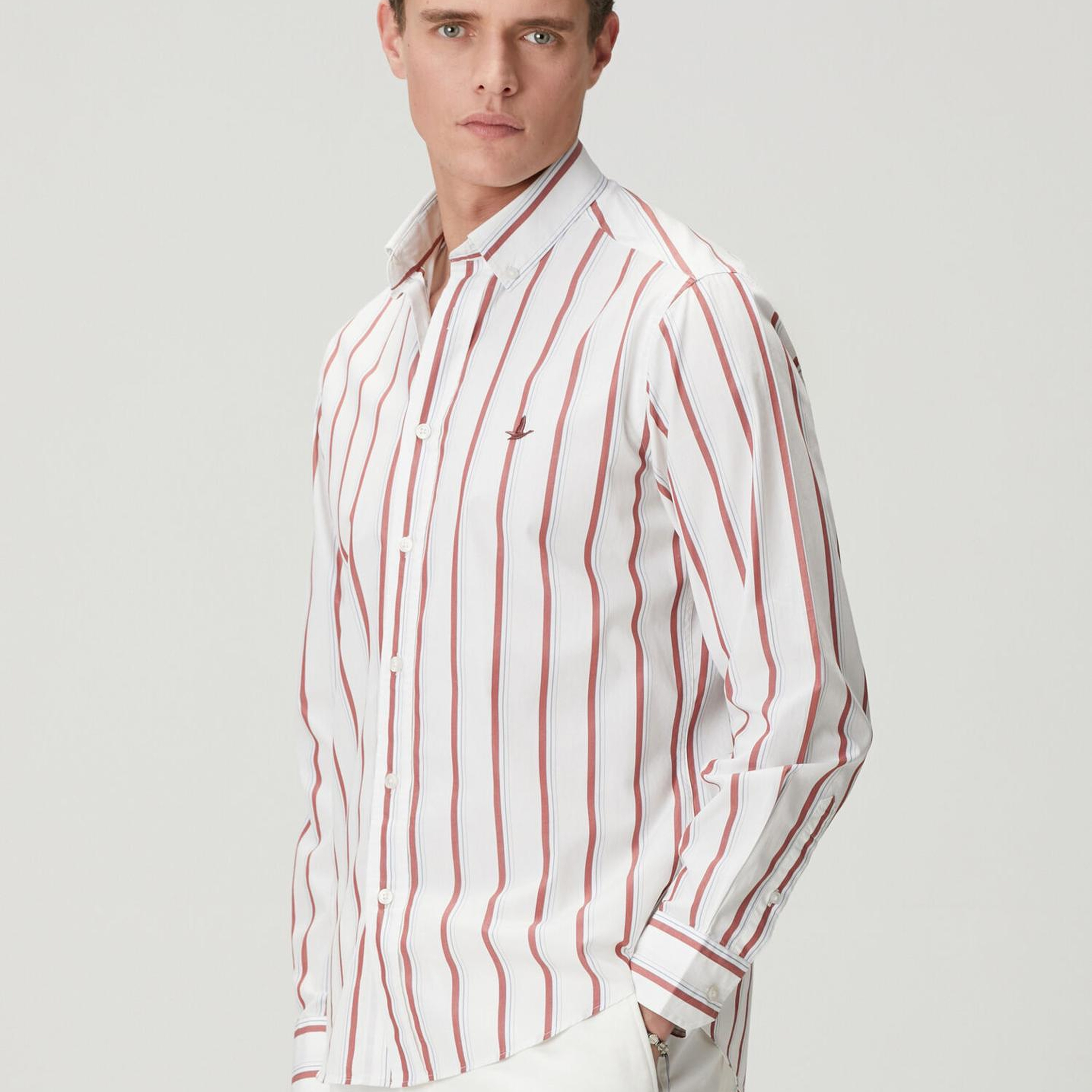 Beymen Club Erkek Comfort Fit Beyaz Bordo Çizgi Desenli Keten Gömlek