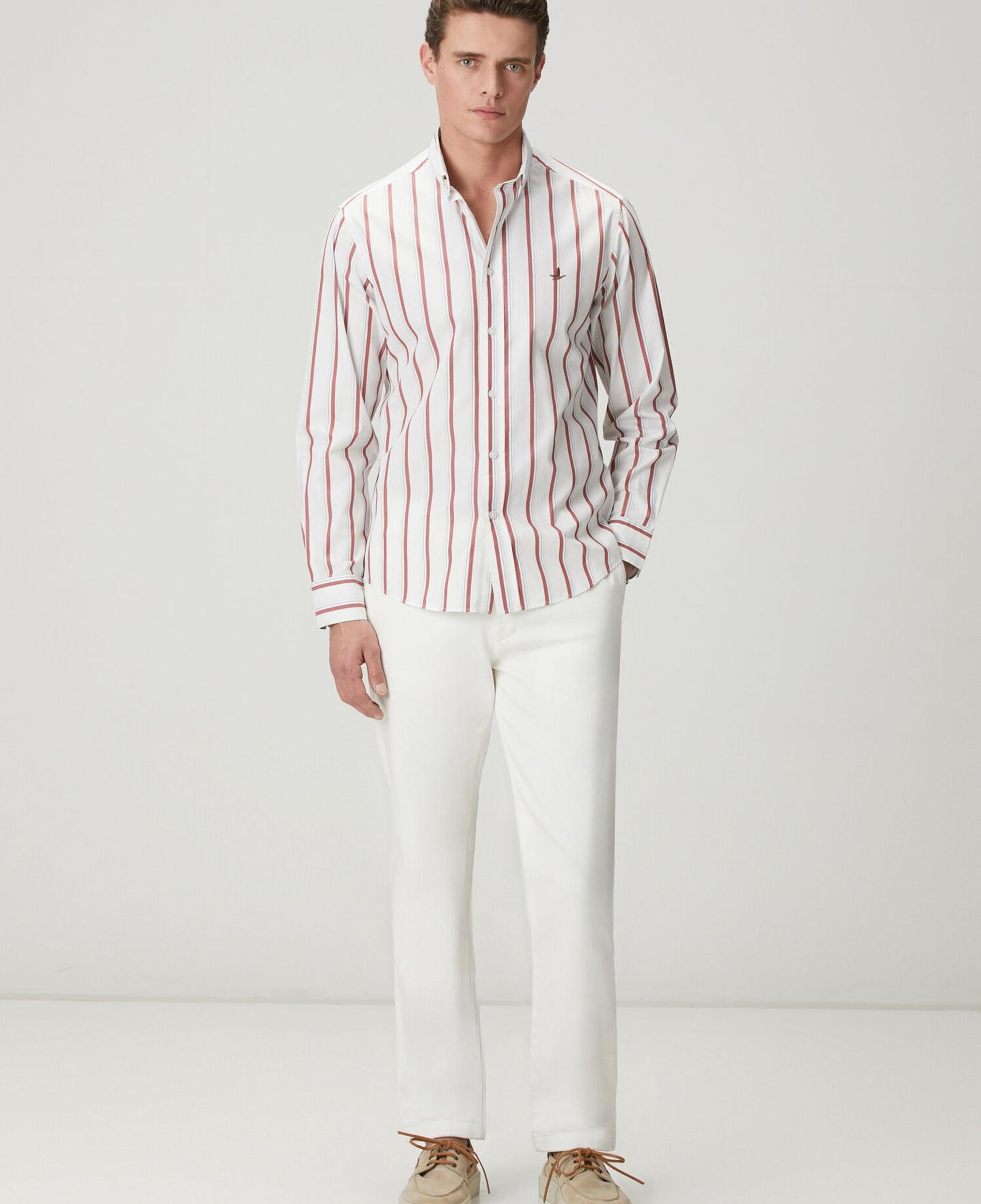 Beymen Club Erkek Comfort Fit Beyaz Bordo Çizgi Desenli Keten Gömlek