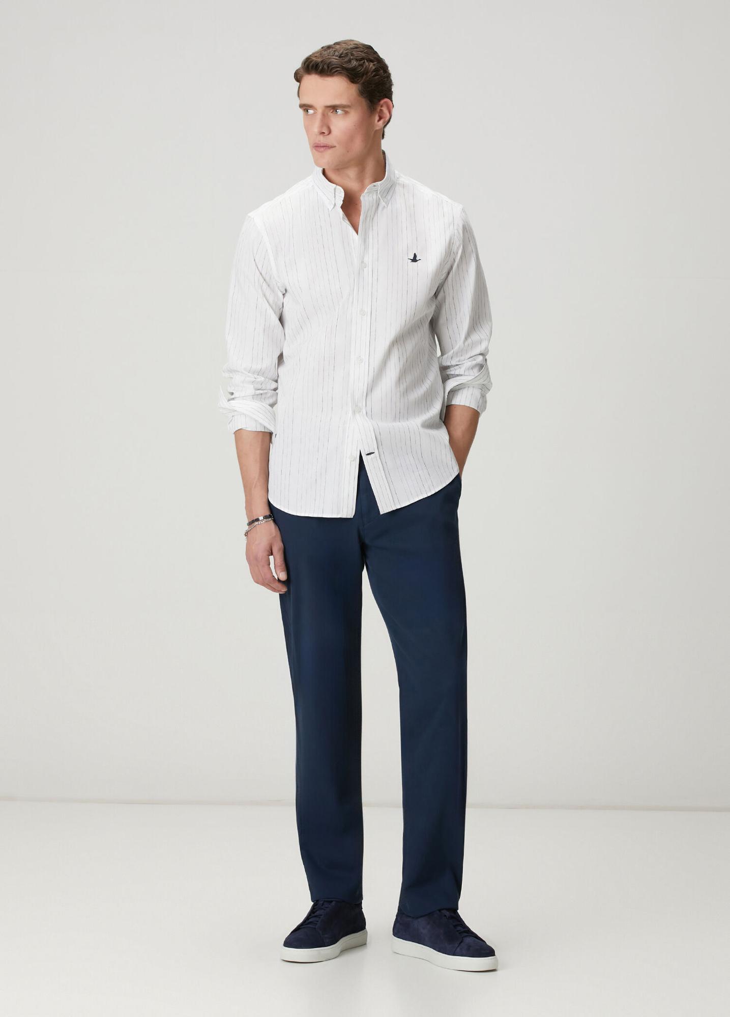 Beymen Club Erkek Comfort Fit Beyaz Punto Nakışlı Gömlek