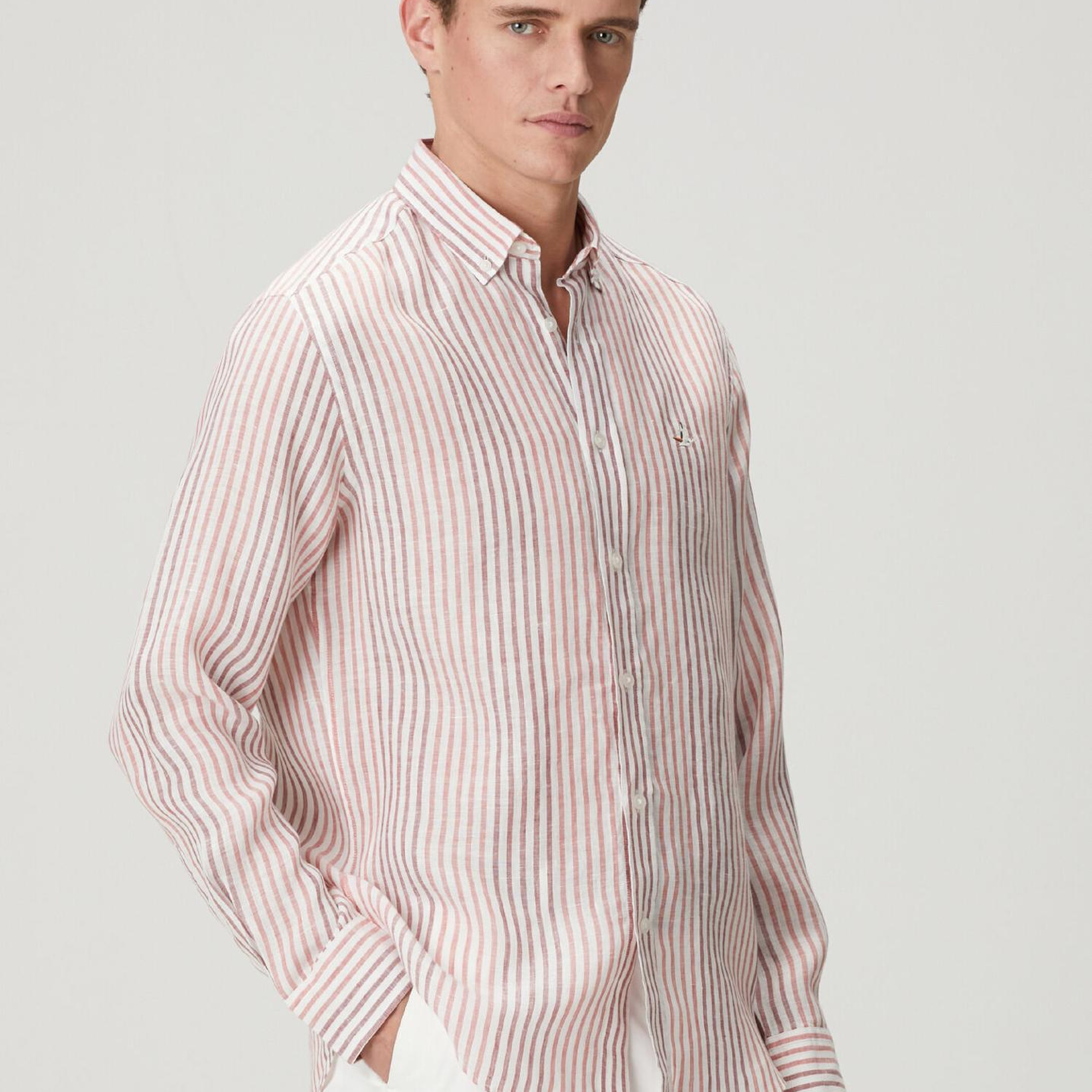 Beymen Club Erkek Comfort Fit Beyaz Bordo Çizgi Desenli Keten Gömlek