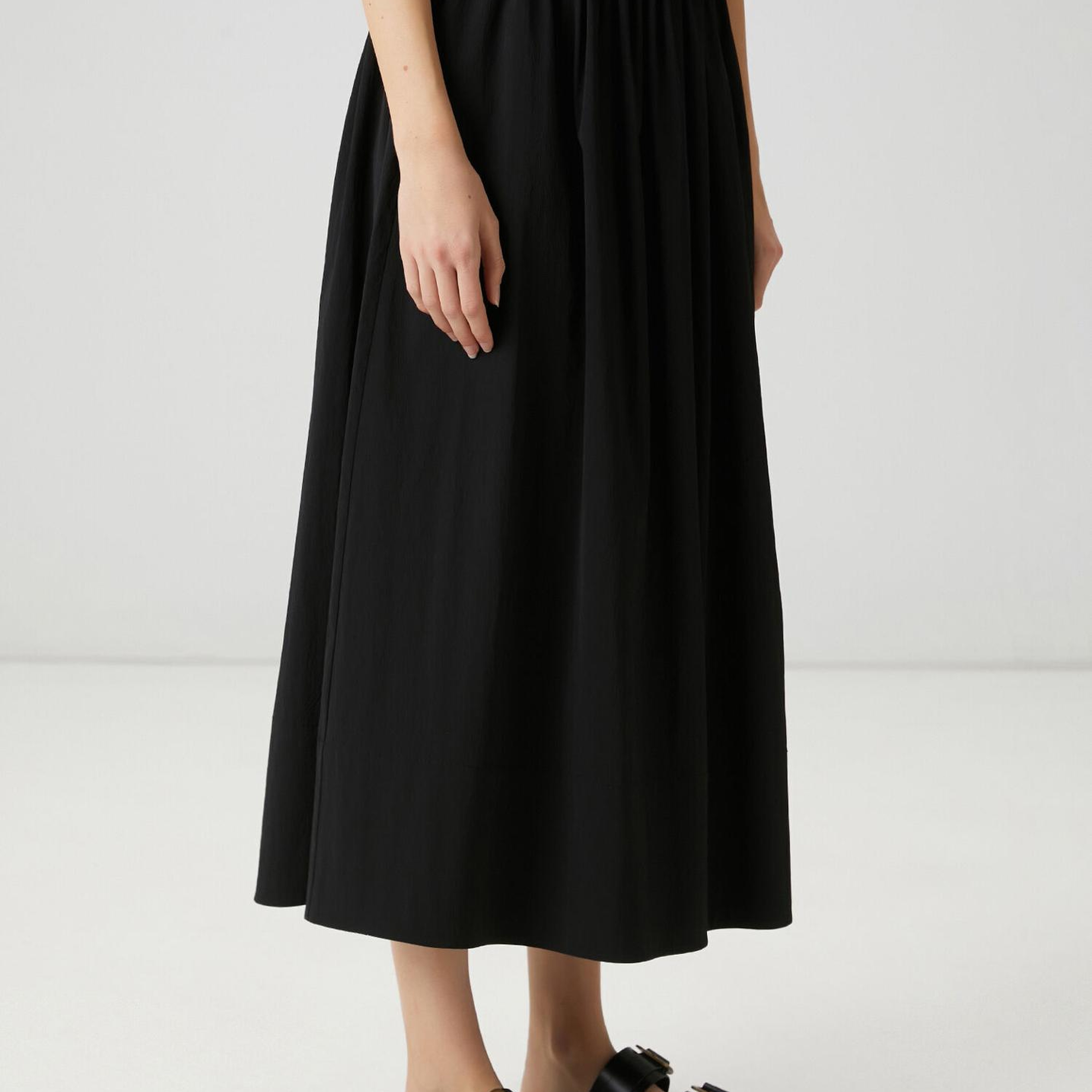 Beymen Club Kadın Siyah Beli Lastikli Midi Etek