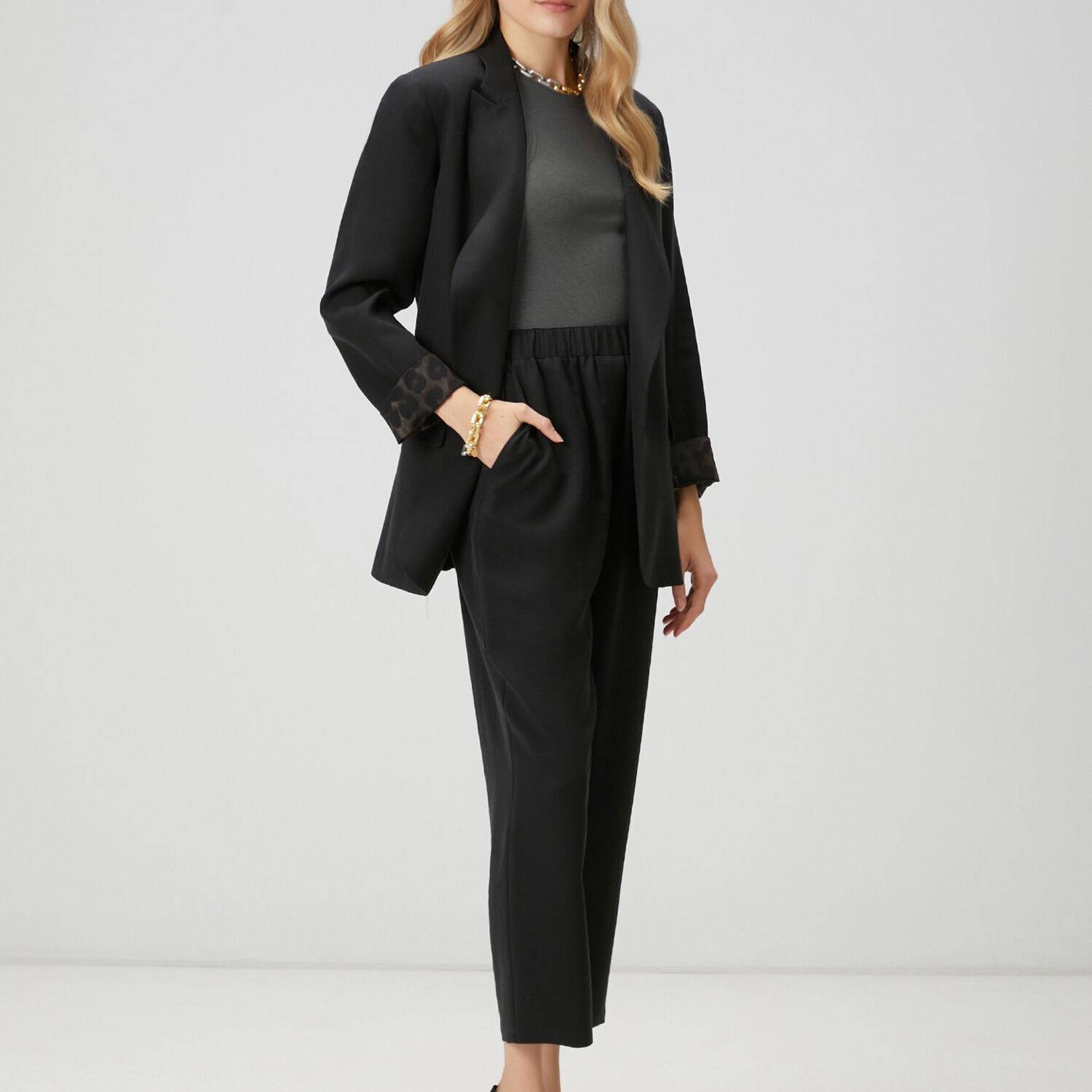 Beymen Club Kadın Siyah Kol Ucu Leopar Desenli Blazer