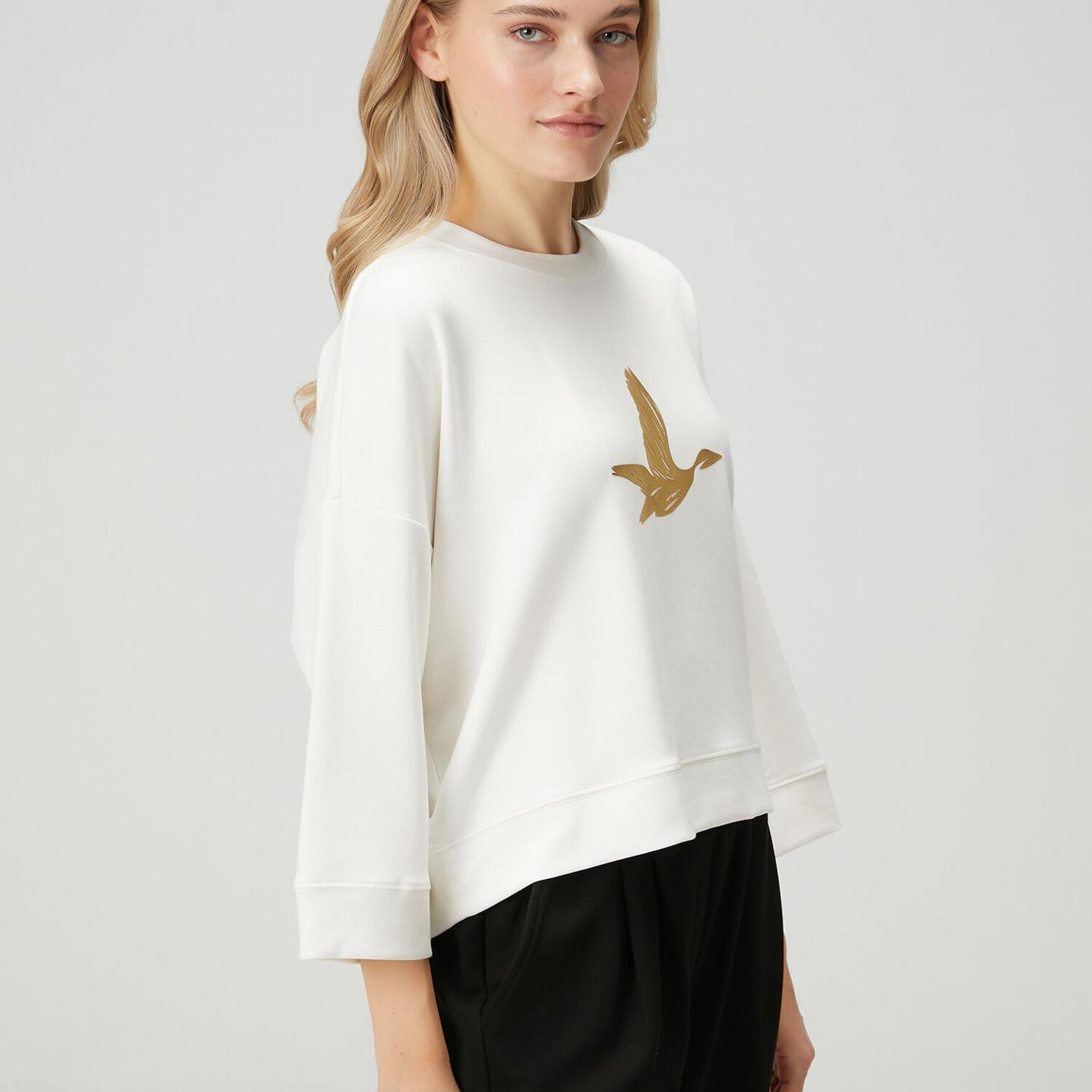 Beymen Club Kadın Kırık Beyaz Gold Logolu Sweatshirt