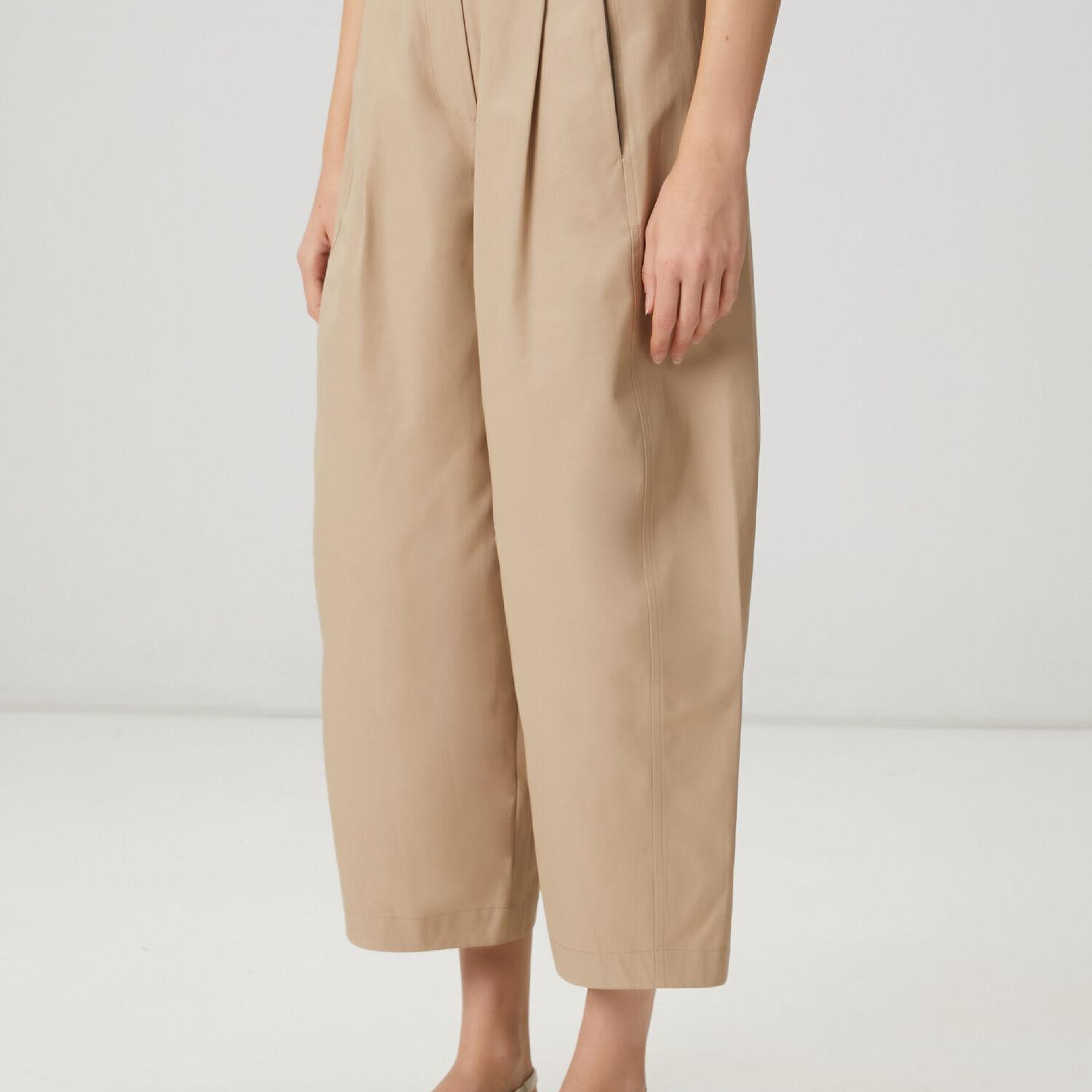 Beymen Club Kadın Bej Pileli Barrel Fit Pantolon