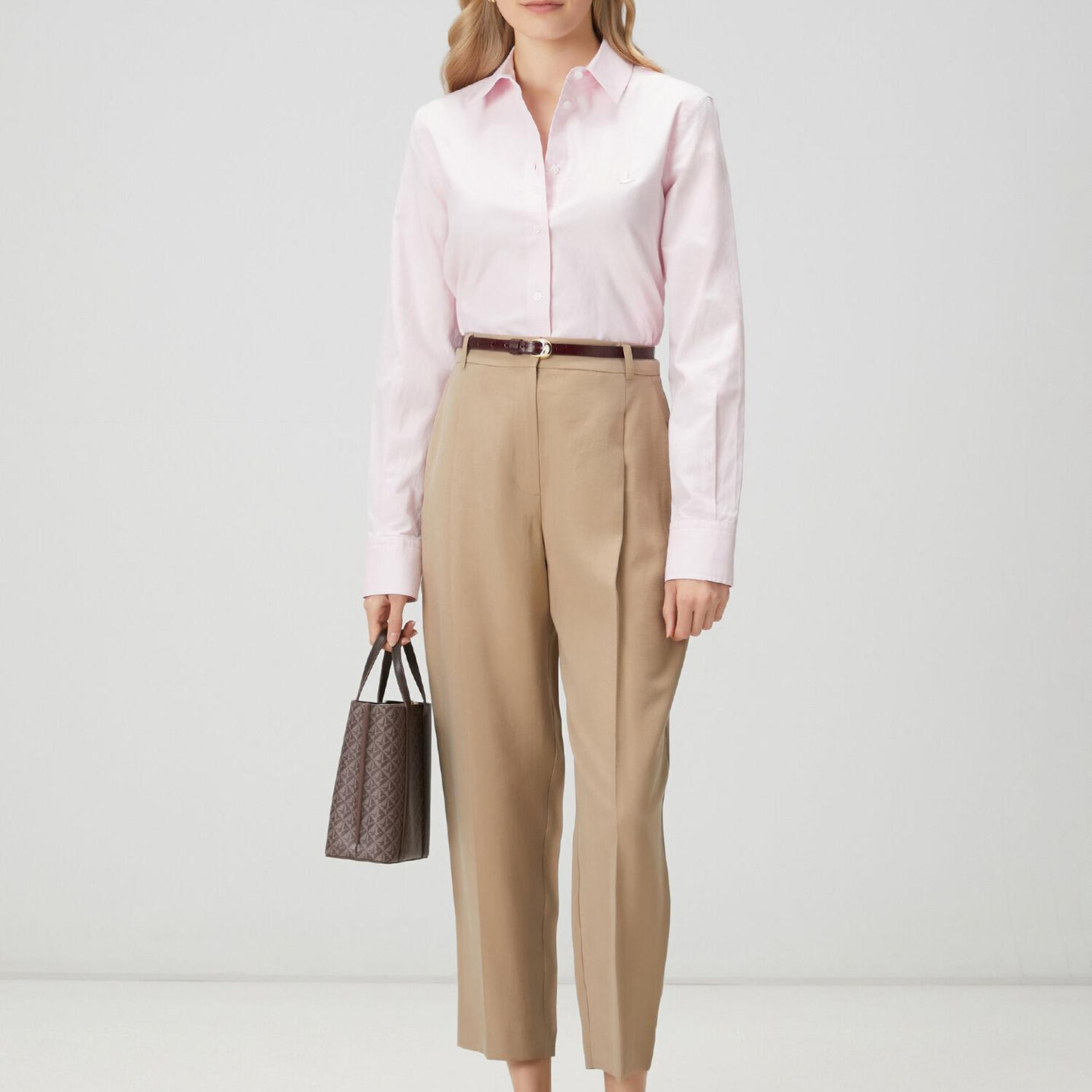 Beymen Club Kadın Bej Pileli Kemerli Havuç Pantolon