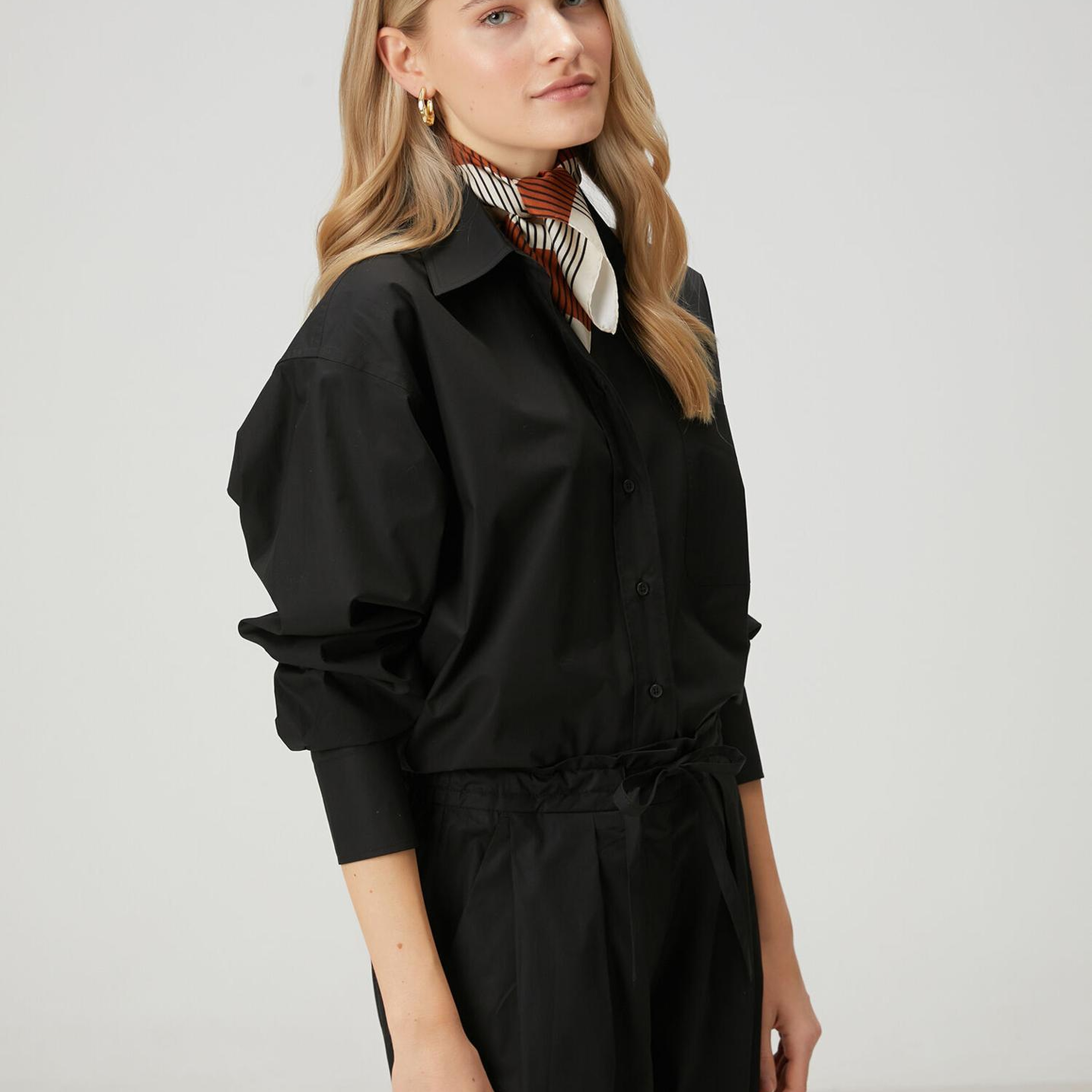 Beymen Club Kadın Siyah Saten Poplin Gömlek