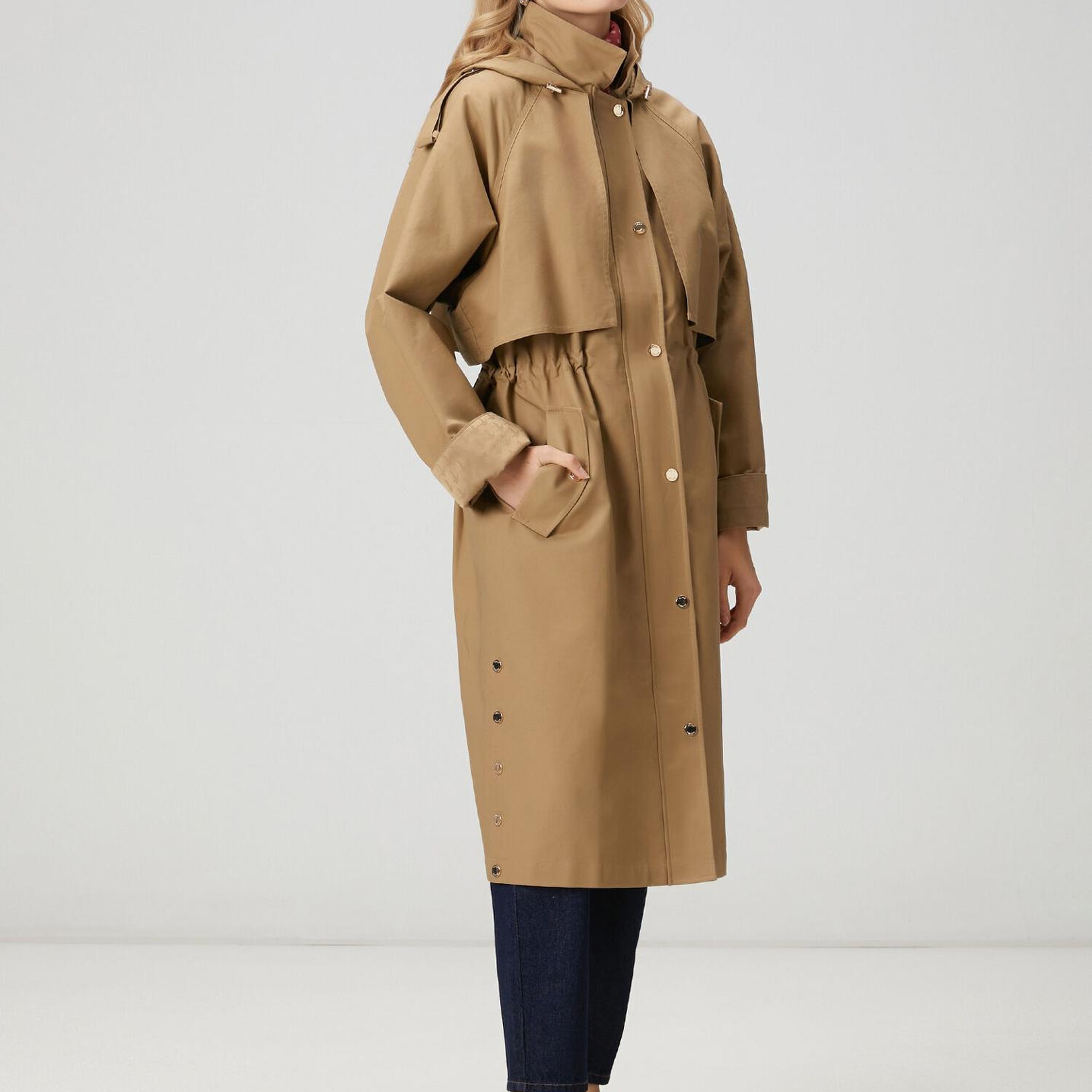 Beymen Club Kadın Açık Bej Kapüşonlu Uzun Rüzgarlık