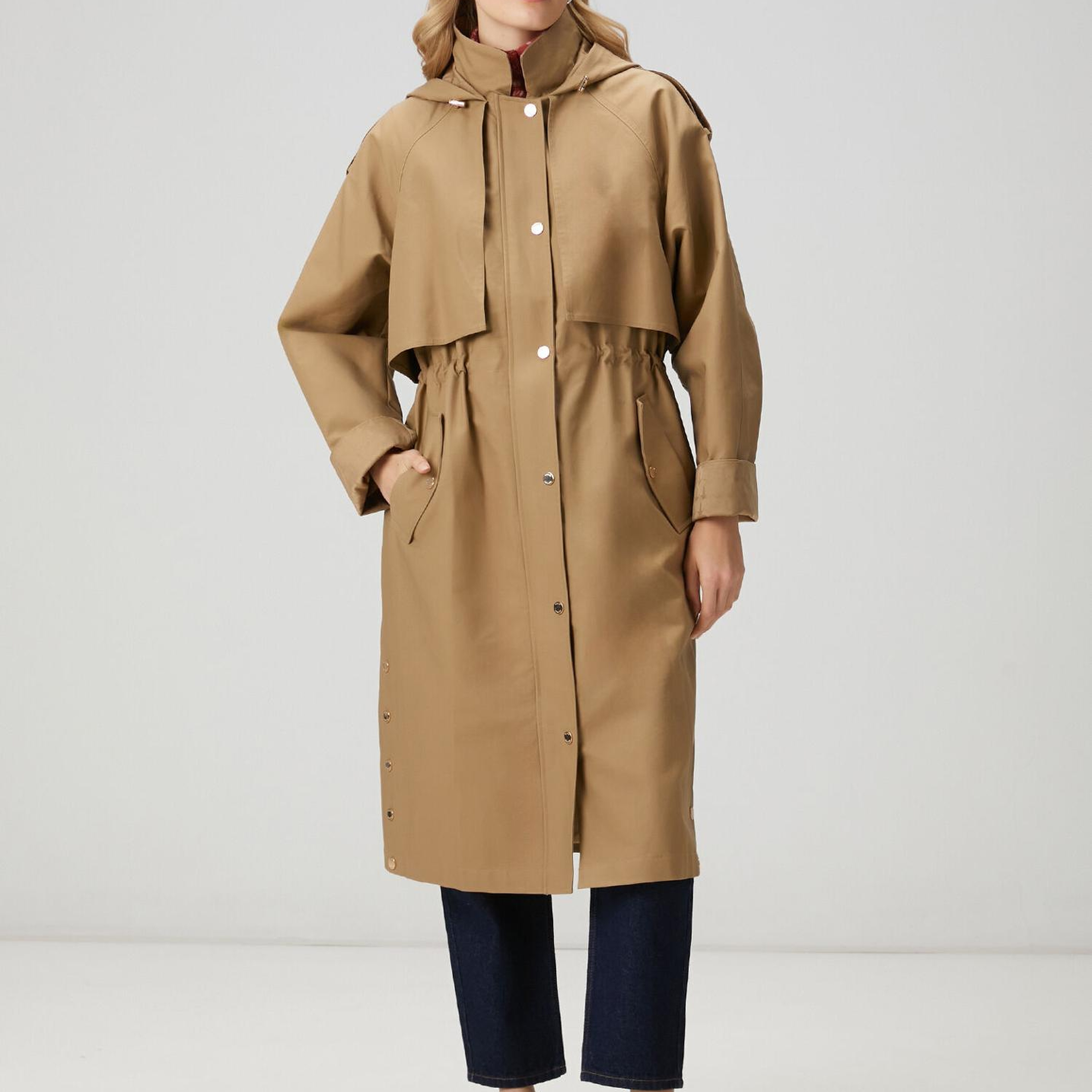 Beymen Club Kadın Açık Bej Kapüşonlu Uzun Rüzgarlık