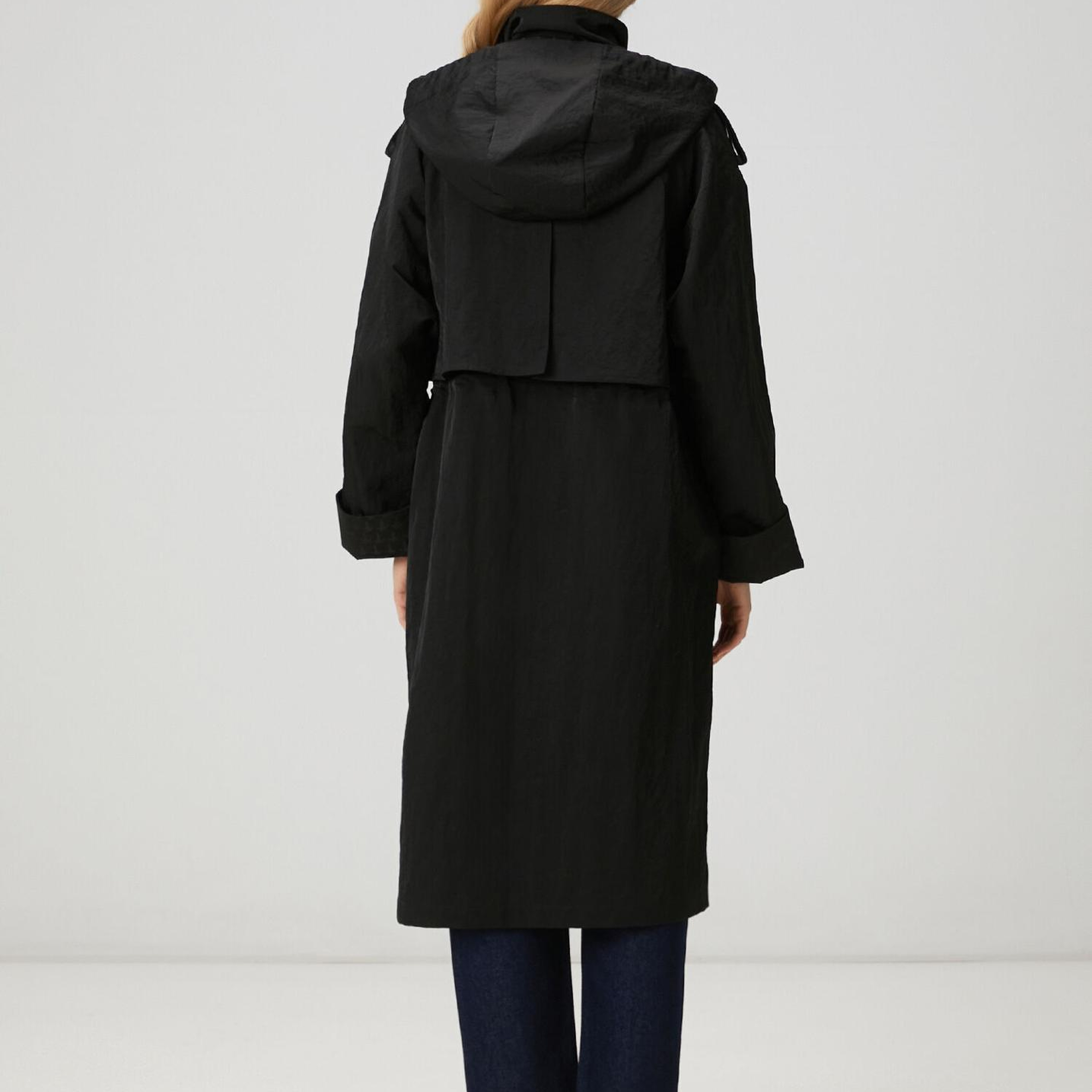 Beymen Club Kadın Siyah Kapüşonlu Uzun Rüzgarlık